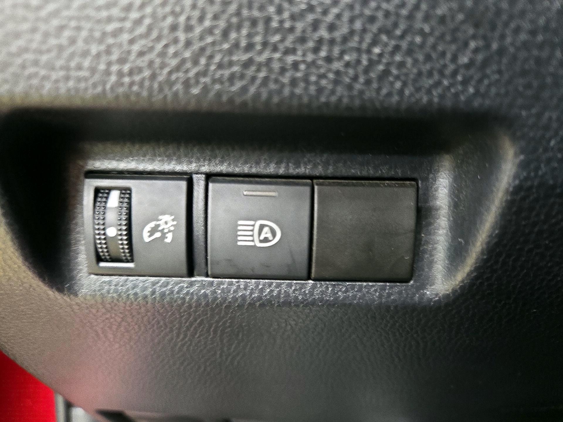 Thumbnail: 2022 Toyota RAV4 - 13