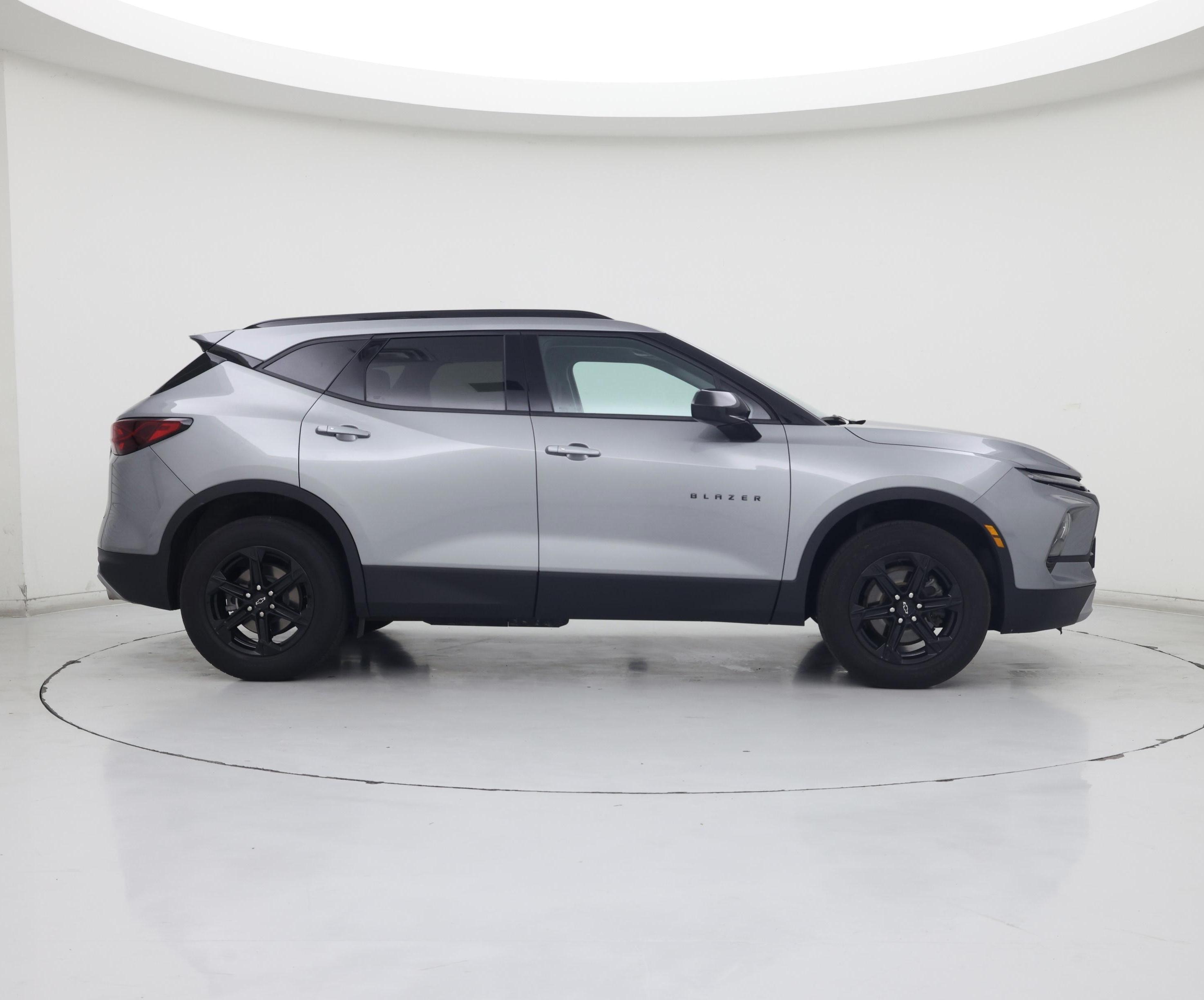 Thumbnail: 2023 Chevrolet Blazer - 7