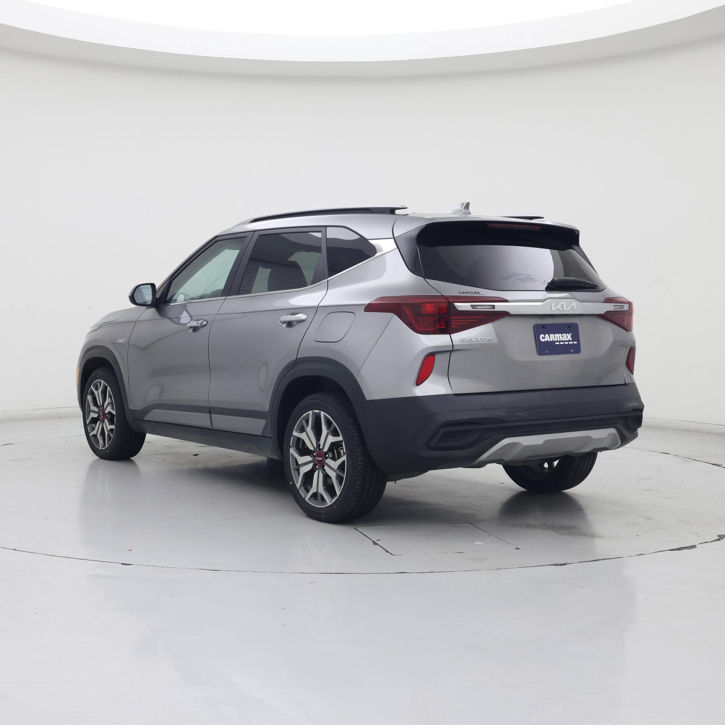 Thumbnail: 2023 Kia Seltos - 2