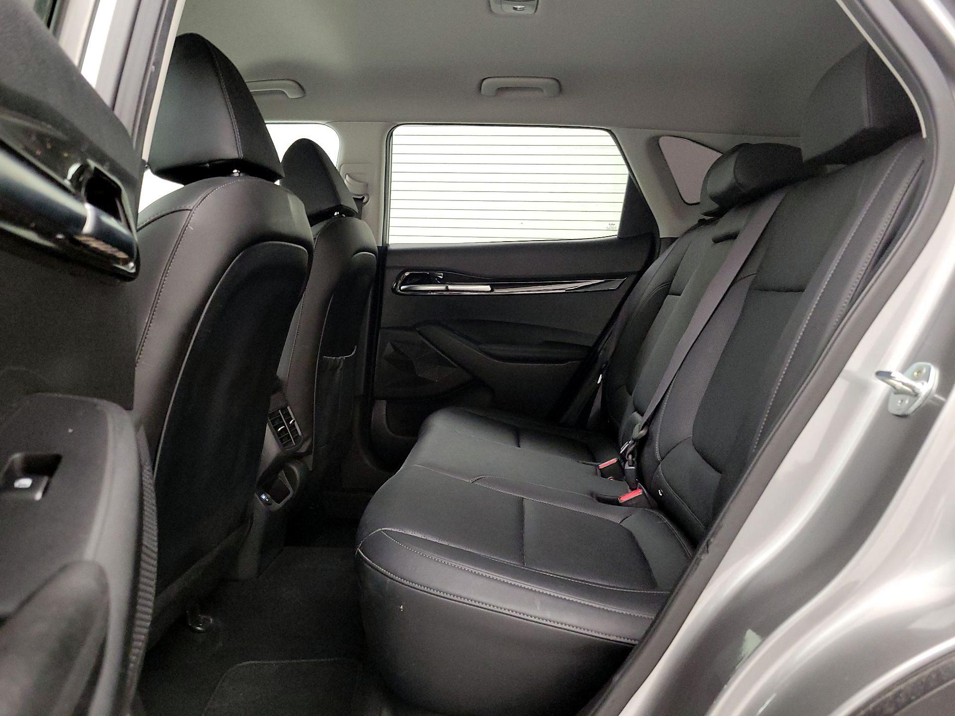 Thumbnail: 2023 Kia Seltos - 20