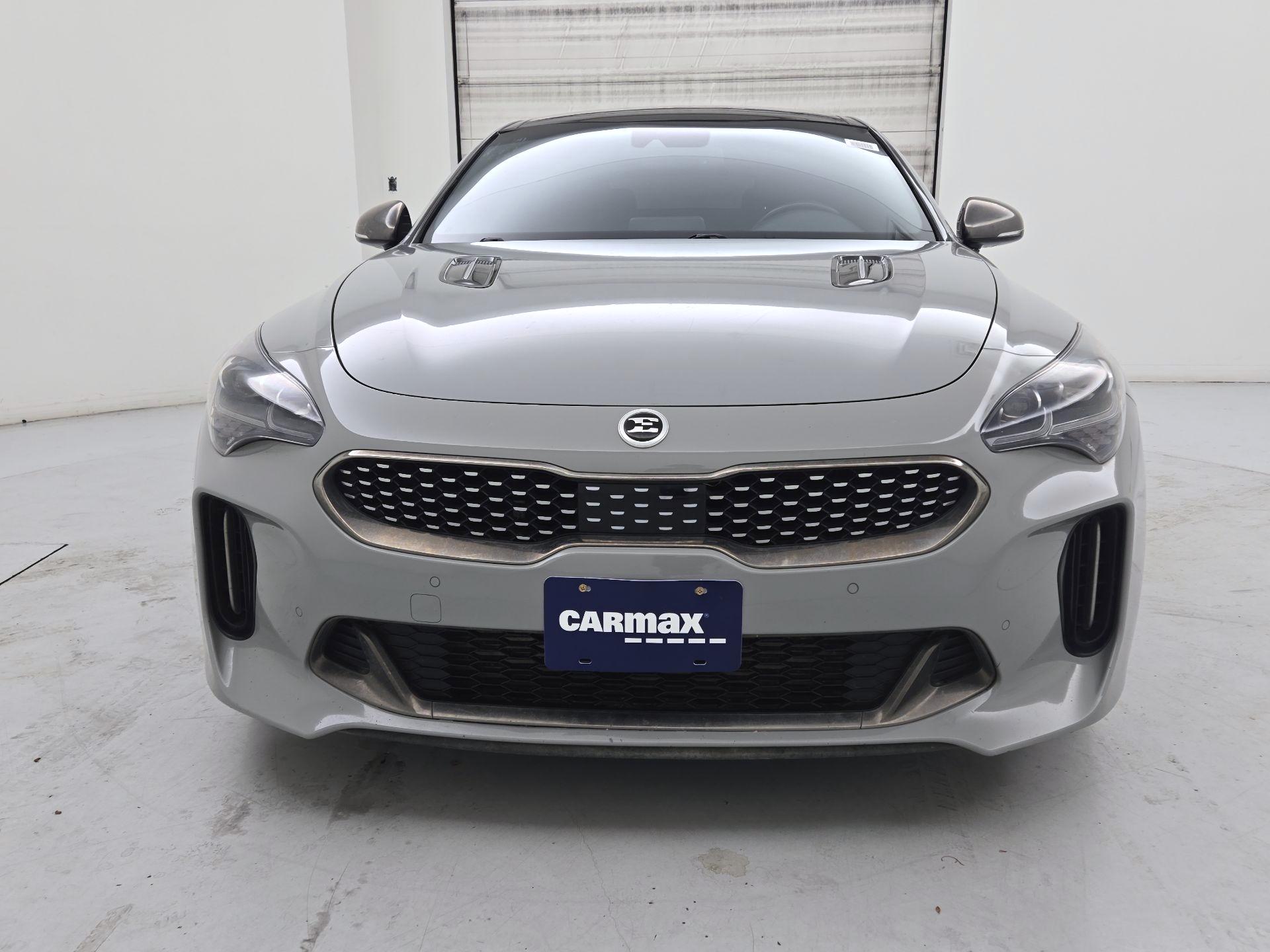 Thumbnail: 2019 Kia Stinger - 2