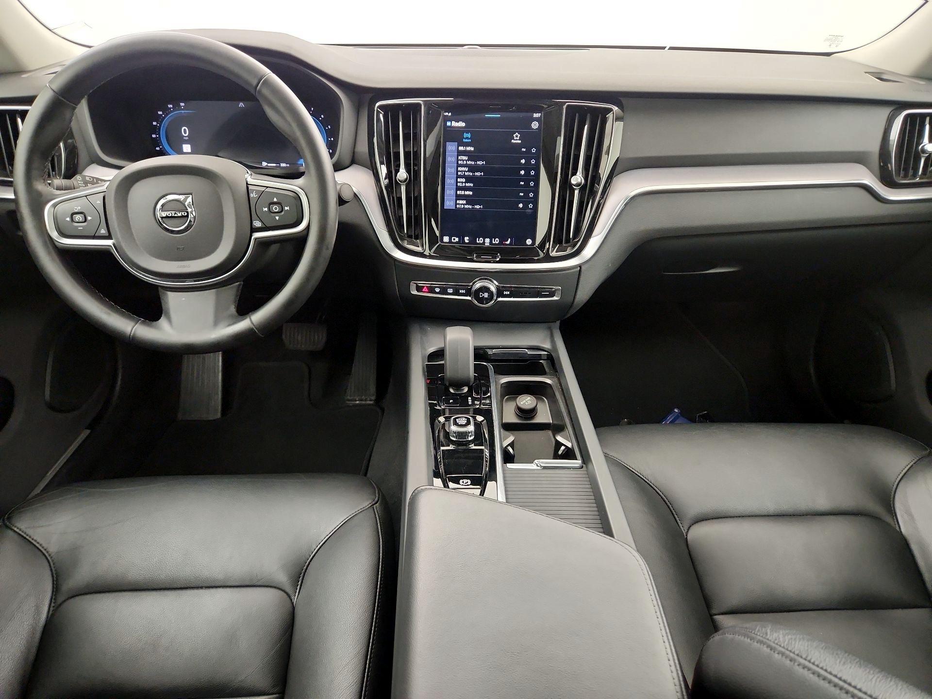 Thumbnail: 2025 Volvo S60 - 8