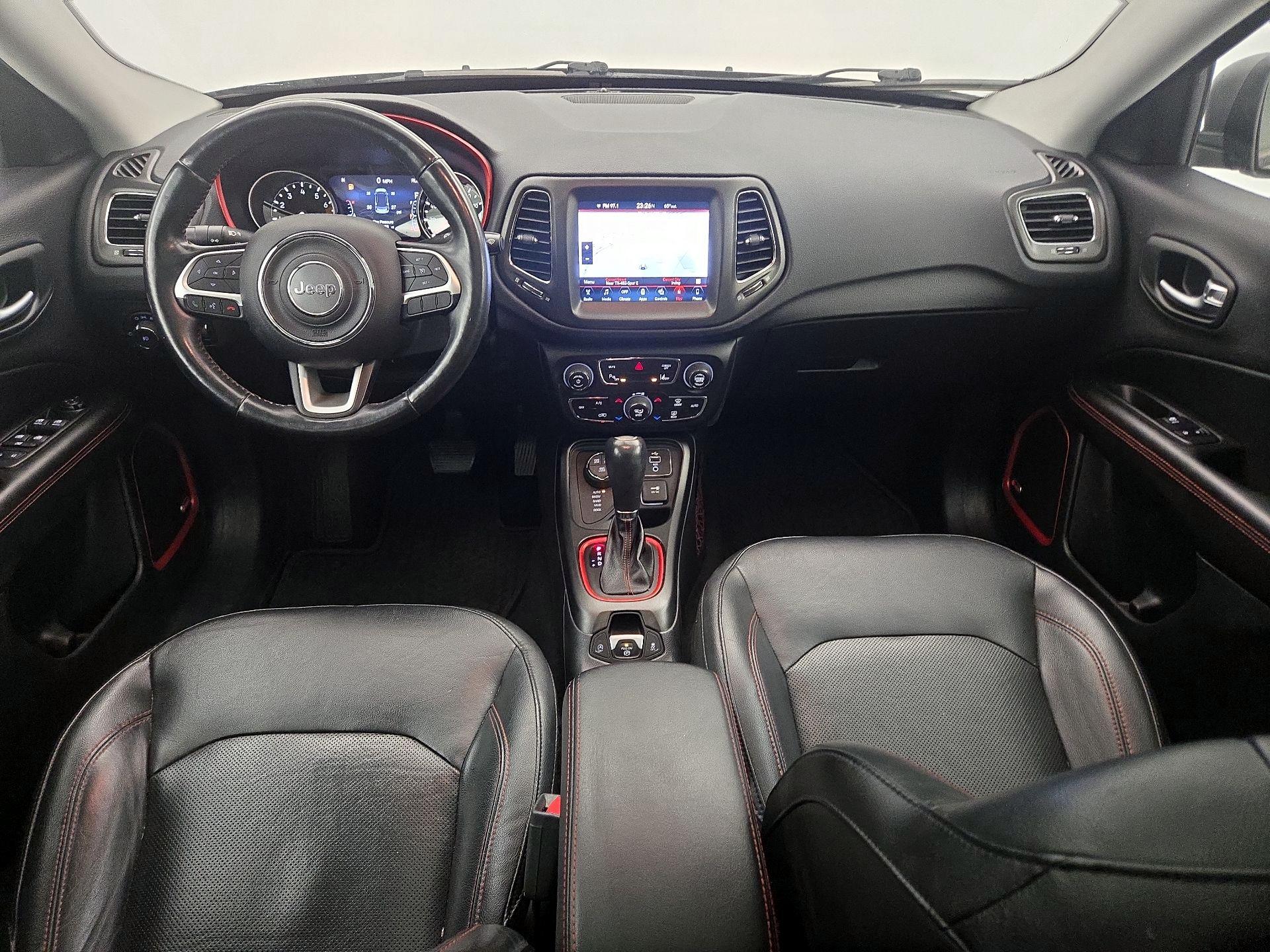 Thumbnail: 2018 Jeep Compass - 9