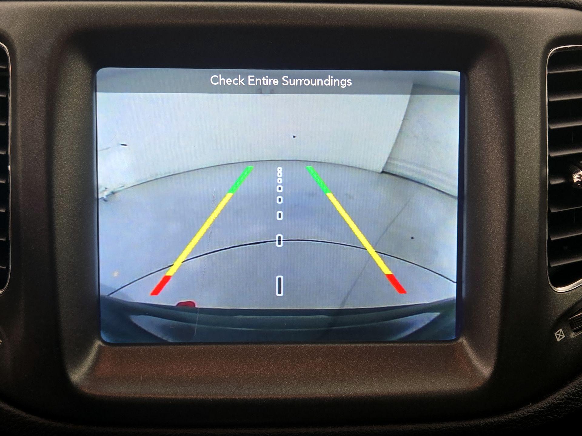 Thumbnail: 2018 Jeep Compass - 15