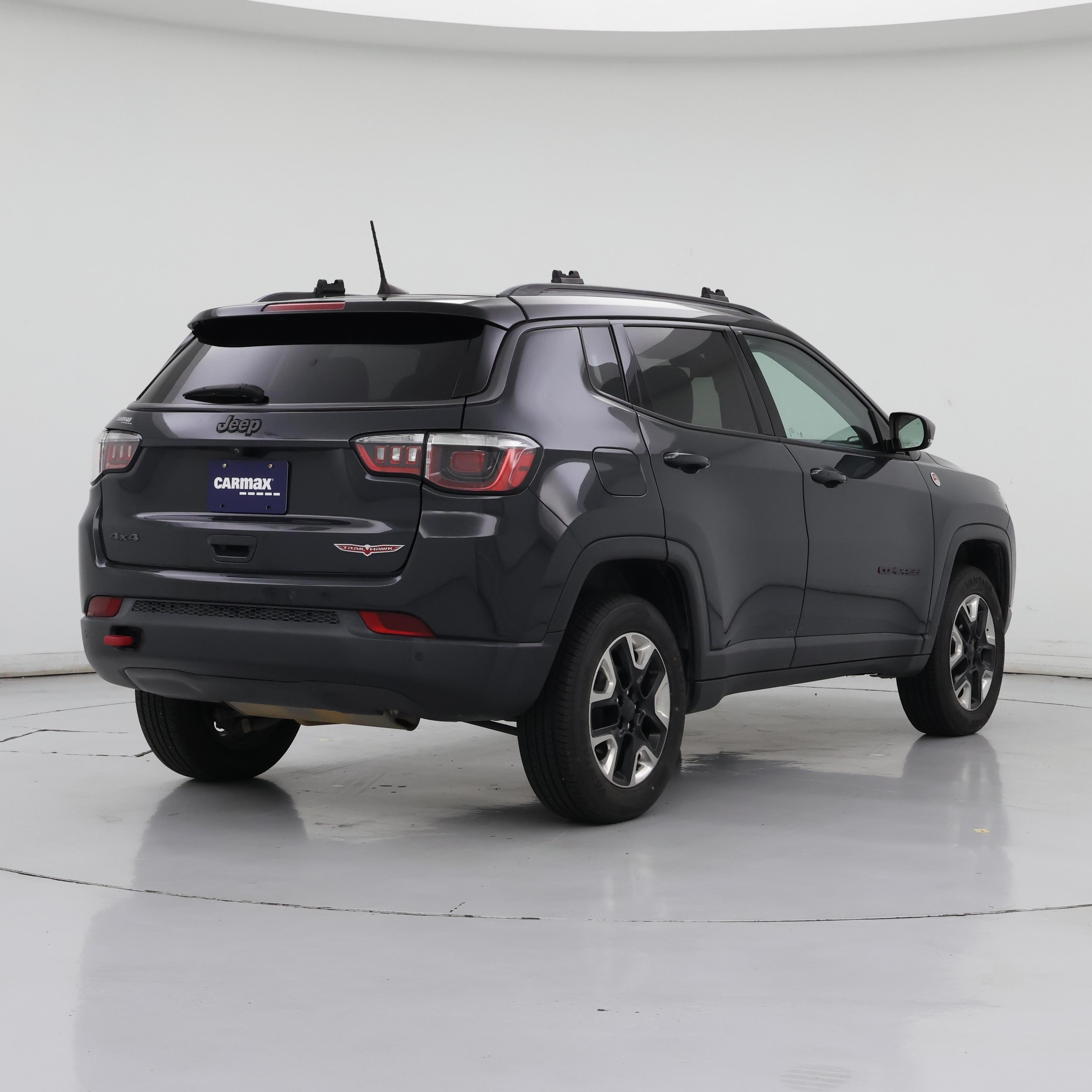 Thumbnail: 2018 Jeep Compass - 8