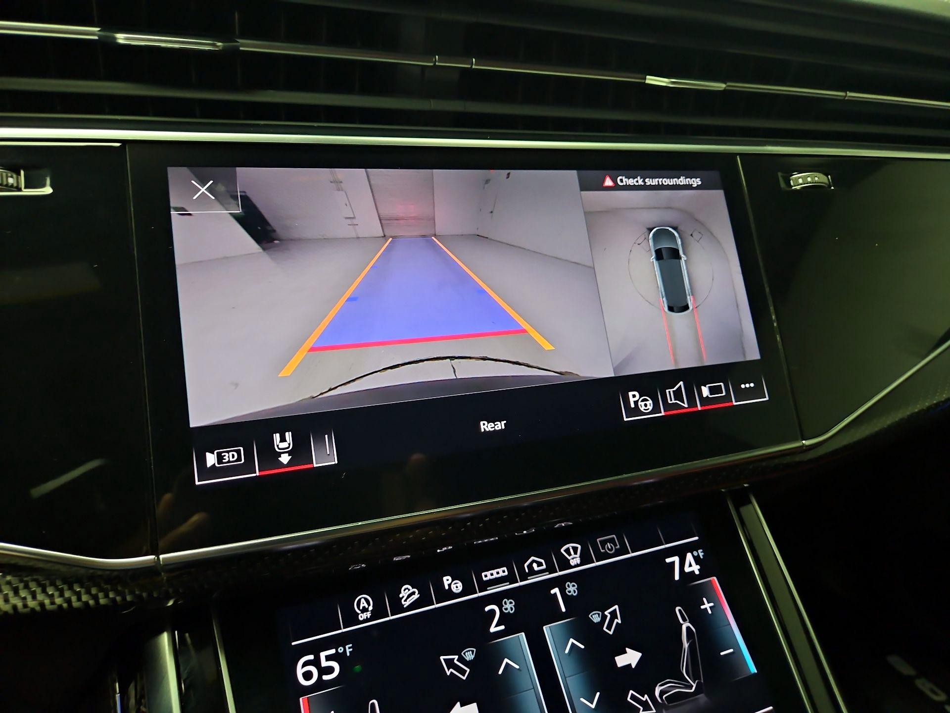 Thumbnail: 2023 Audi SQ8 - 15