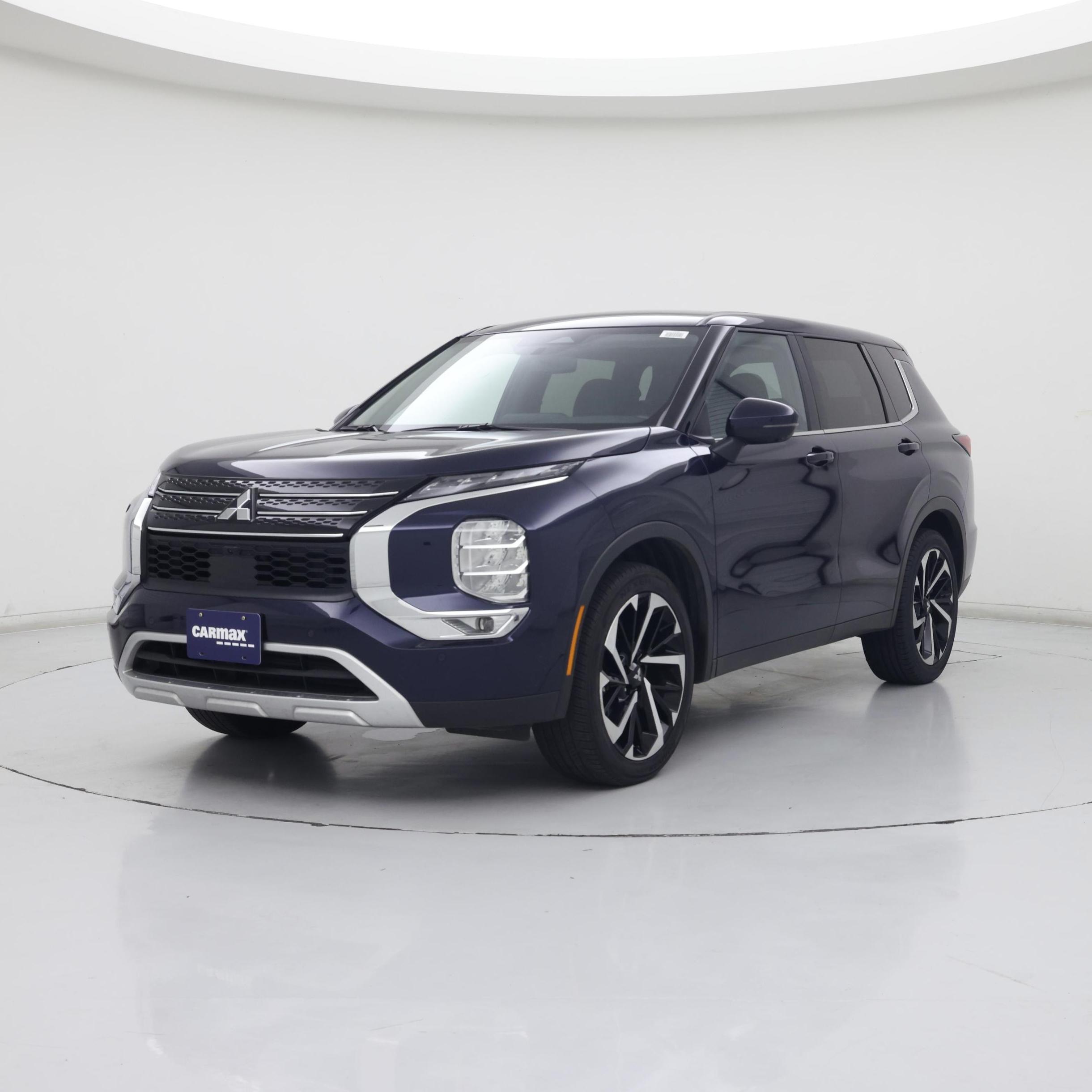 Thumbnail: 2024 Mitsubishi Outlander - 4