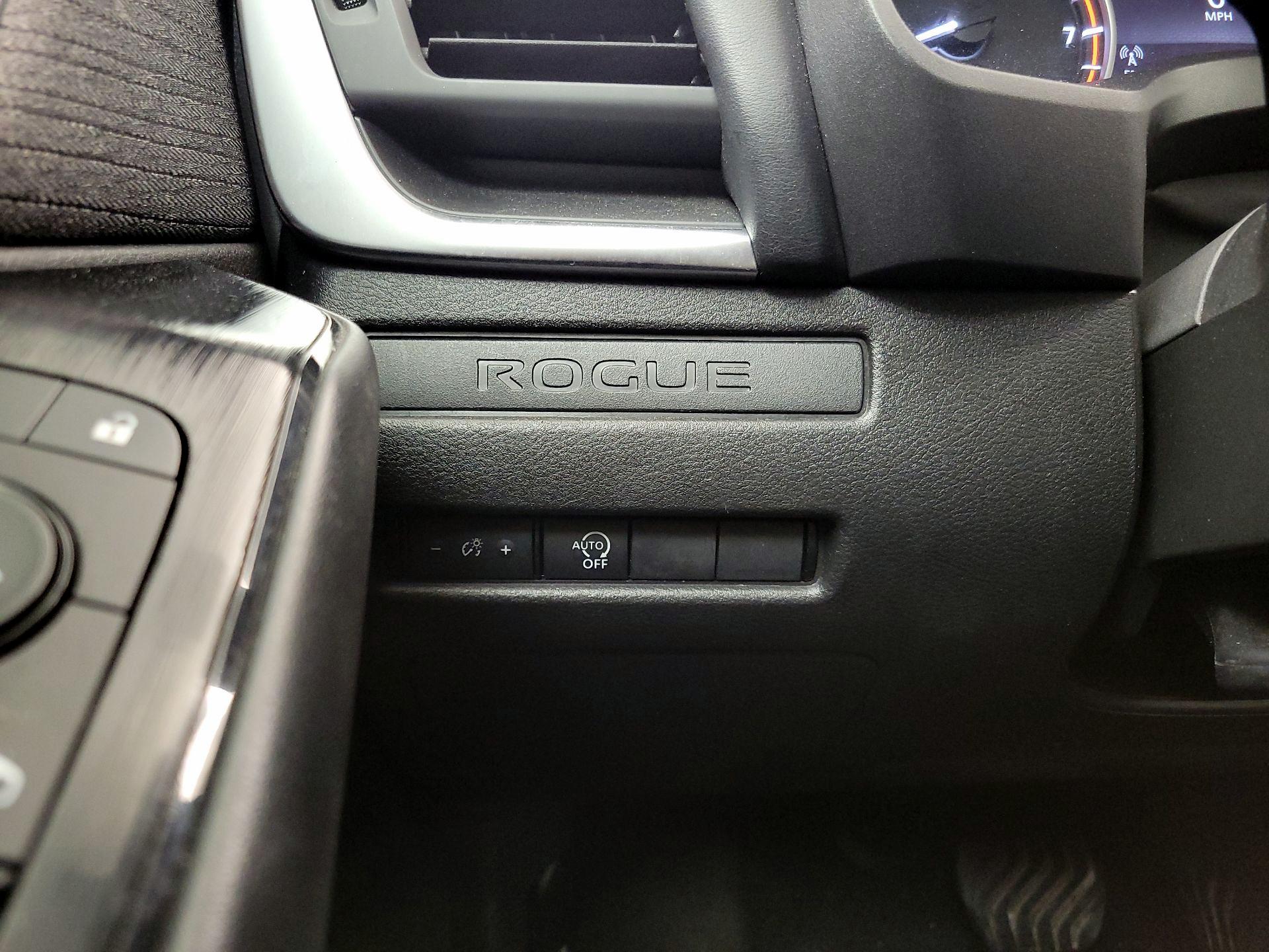 Thumbnail: 2023 Nissan Rogue - 13