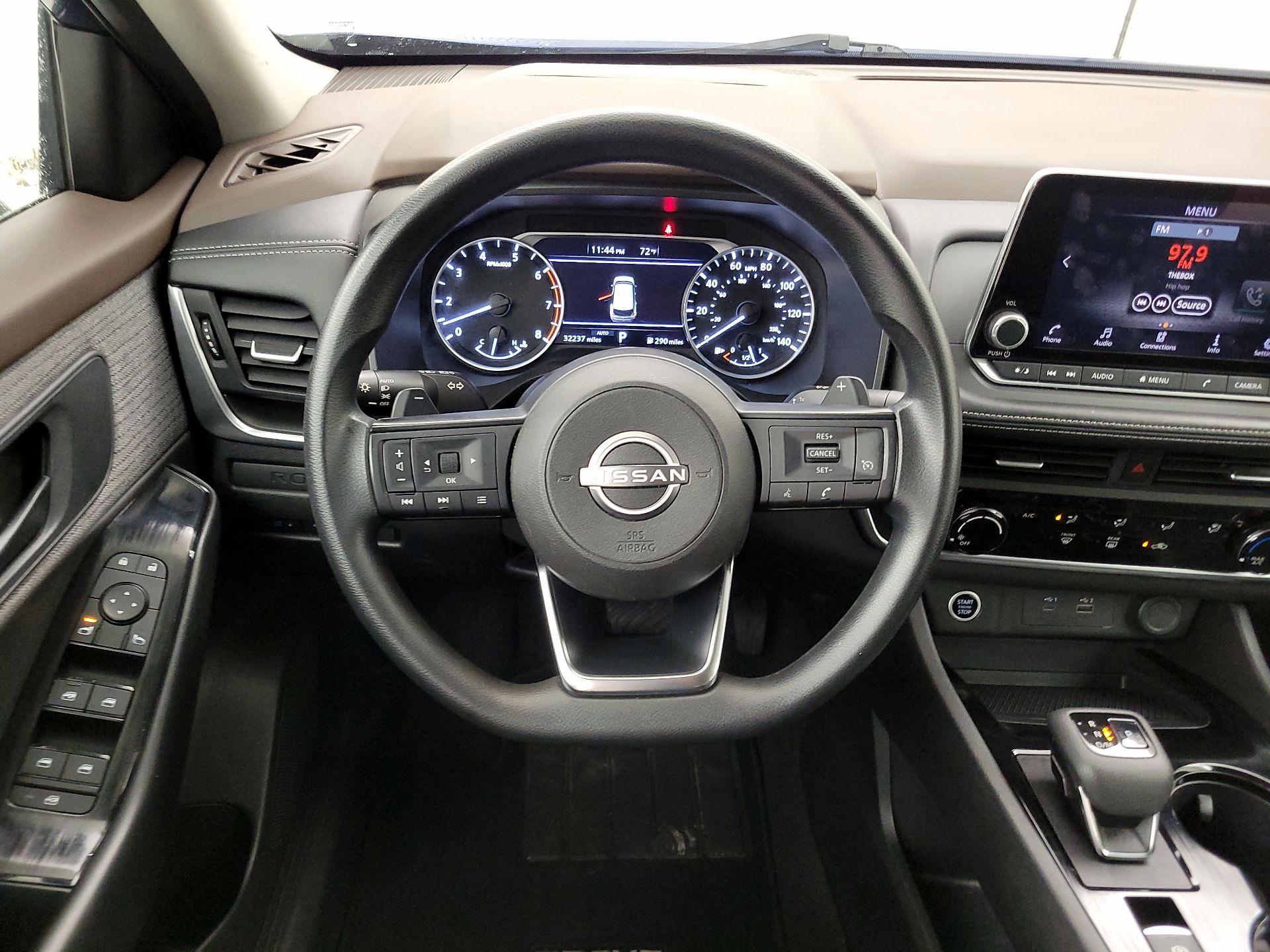 Thumbnail: 2023 Nissan Rogue - 10