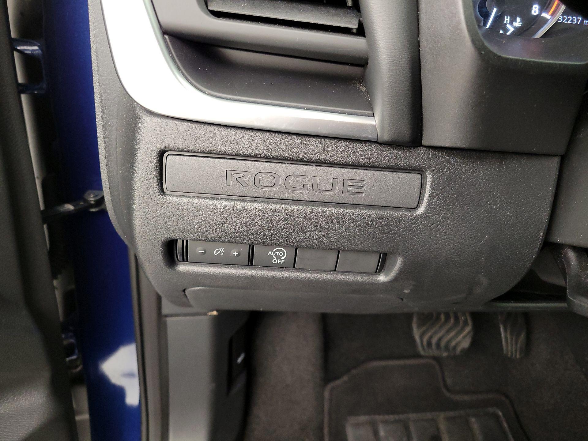 Thumbnail: 2023 Nissan Rogue - 13