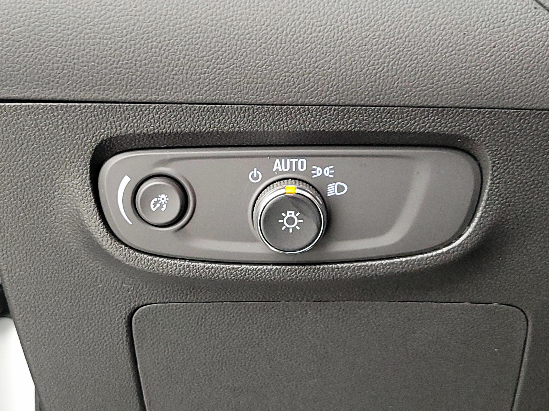 Thumbnail: 2025 Buick Encore GX - 13