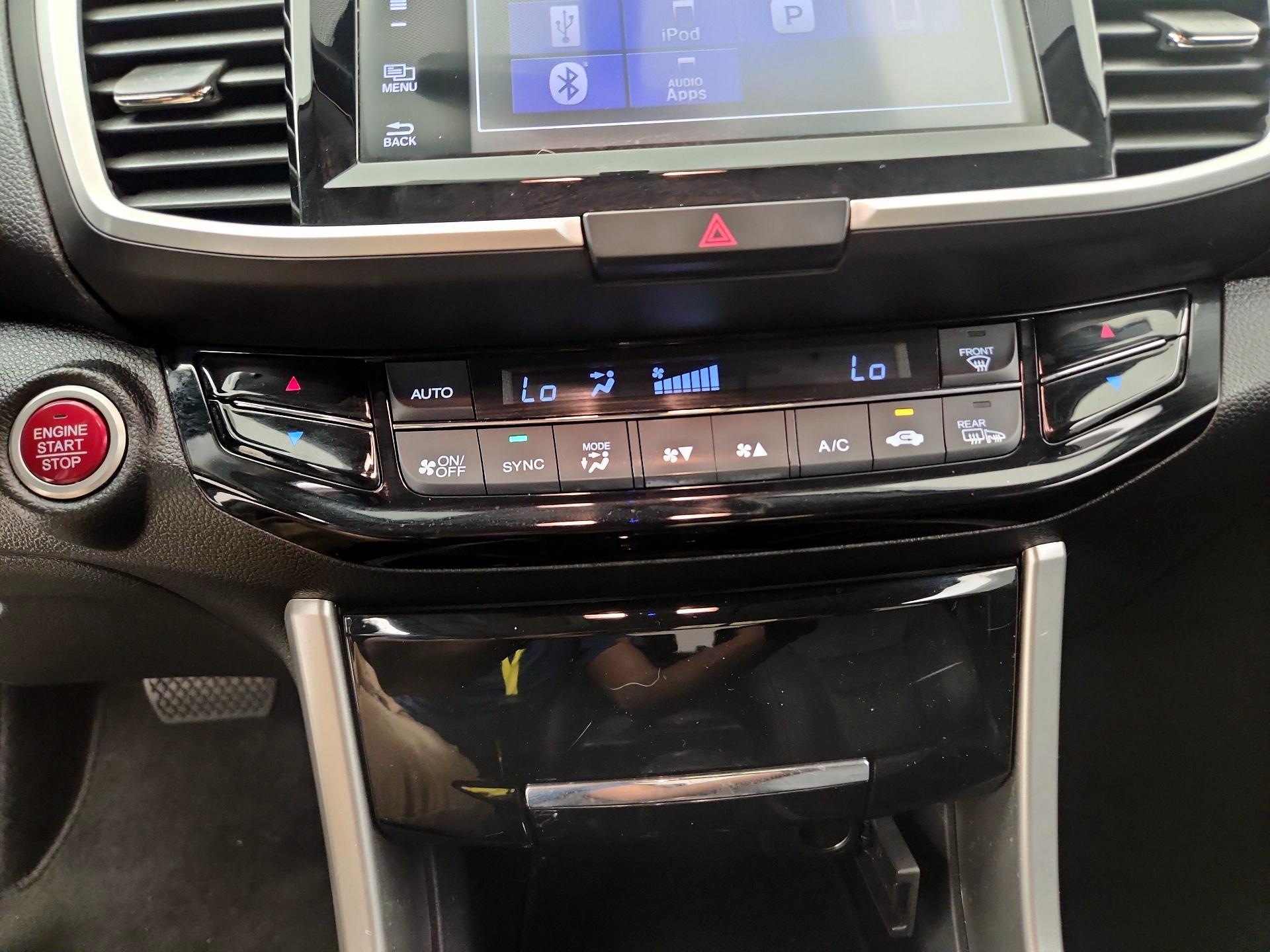 Thumbnail: 2016 Honda Accord - 14