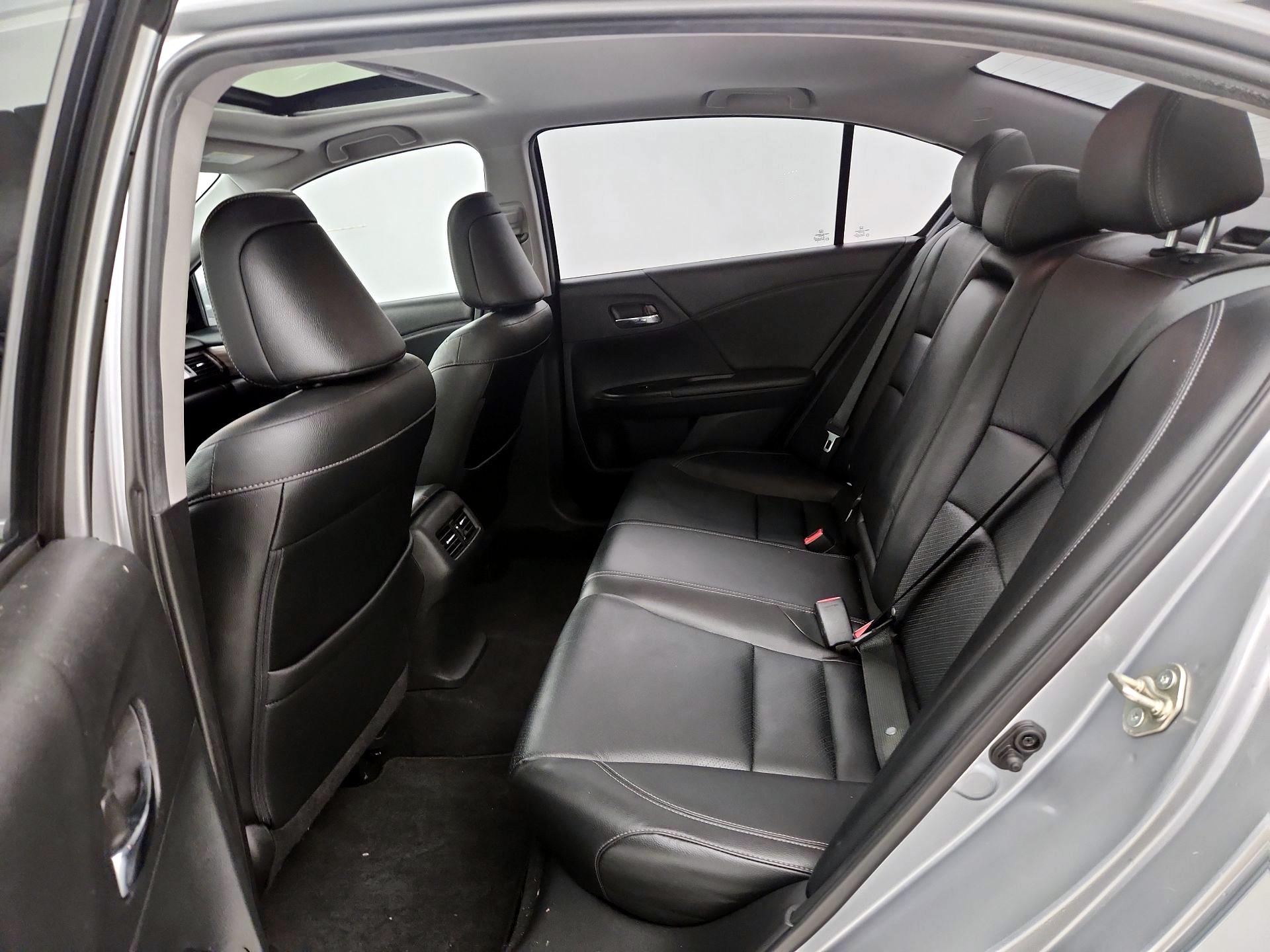 Thumbnail: 2016 Honda Accord - 18