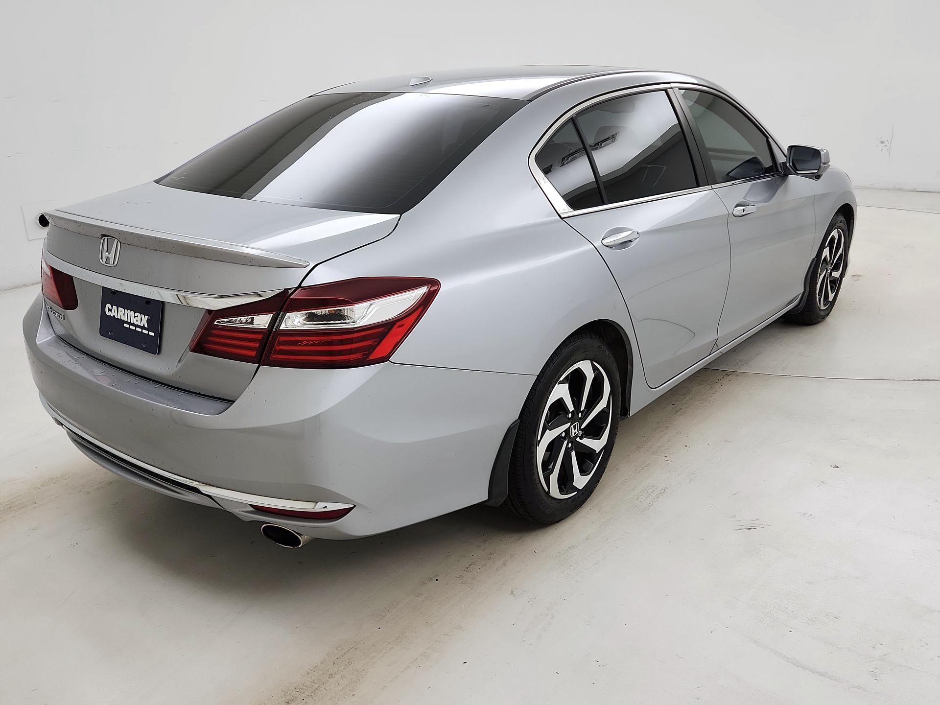 Thumbnail: 2016 Honda Accord - 5