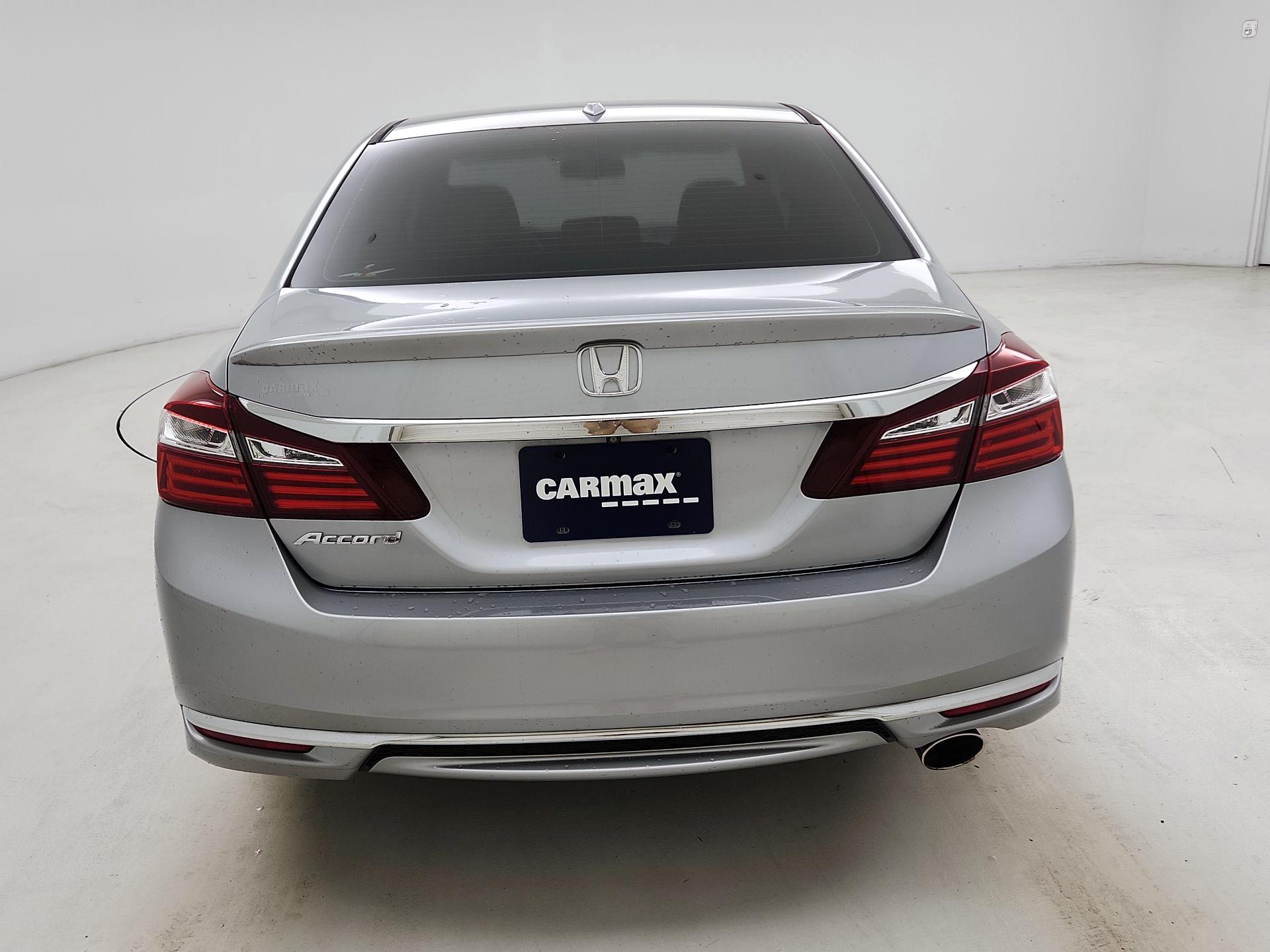 Thumbnail: 2016 Honda Accord - 6