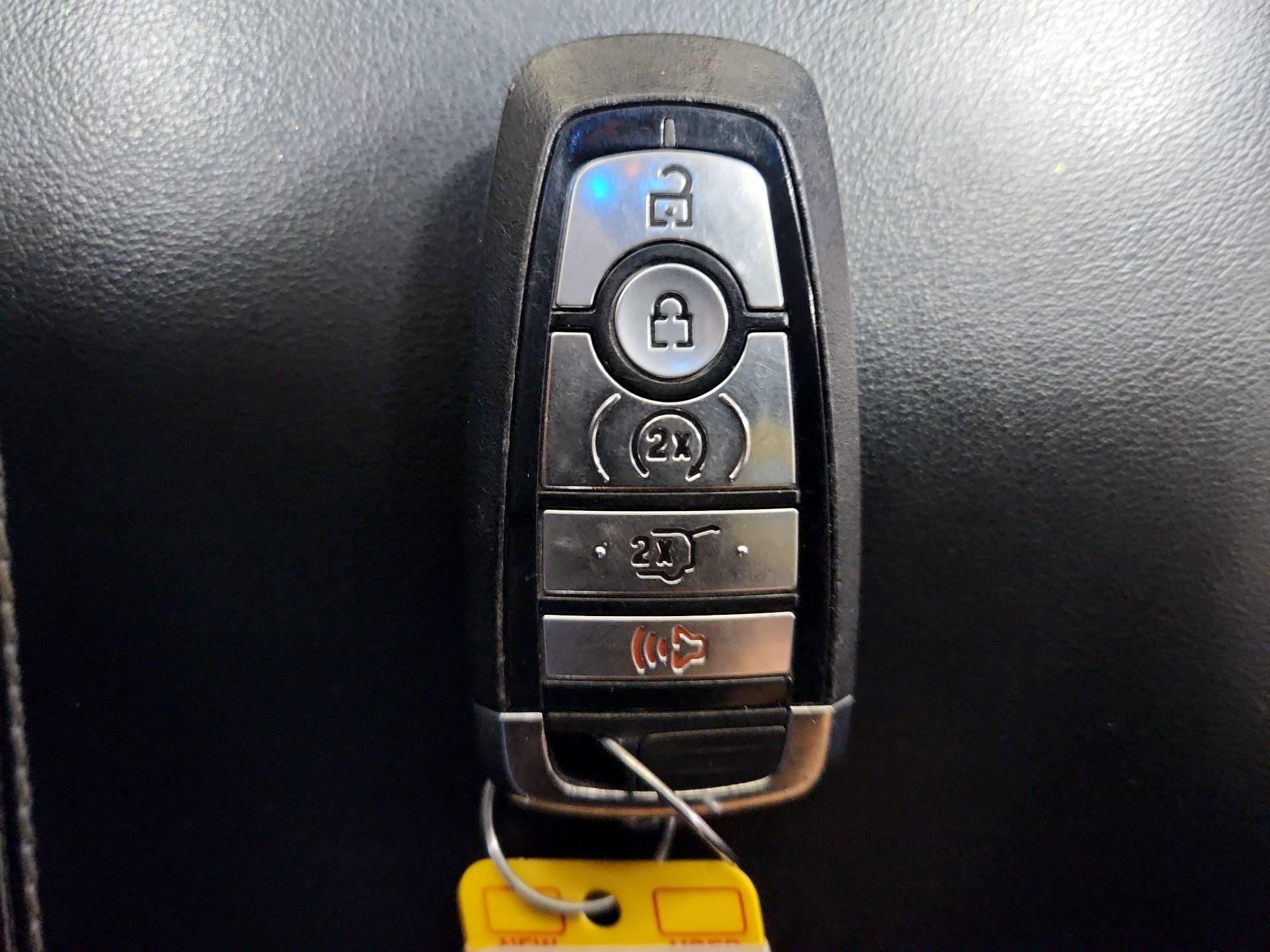 Thumbnail: 2020 Ford Explorer - 18