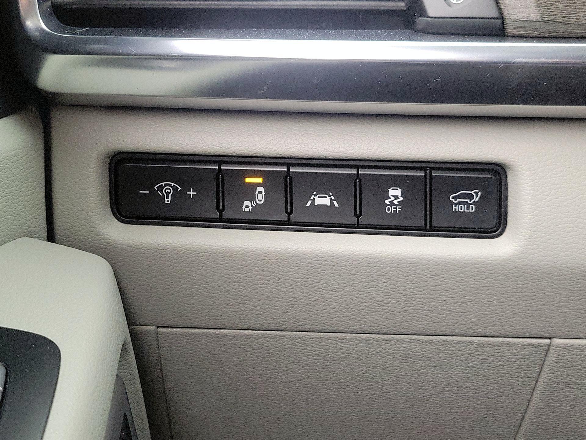 Thumbnail: 2022 Kia Telluride - 13