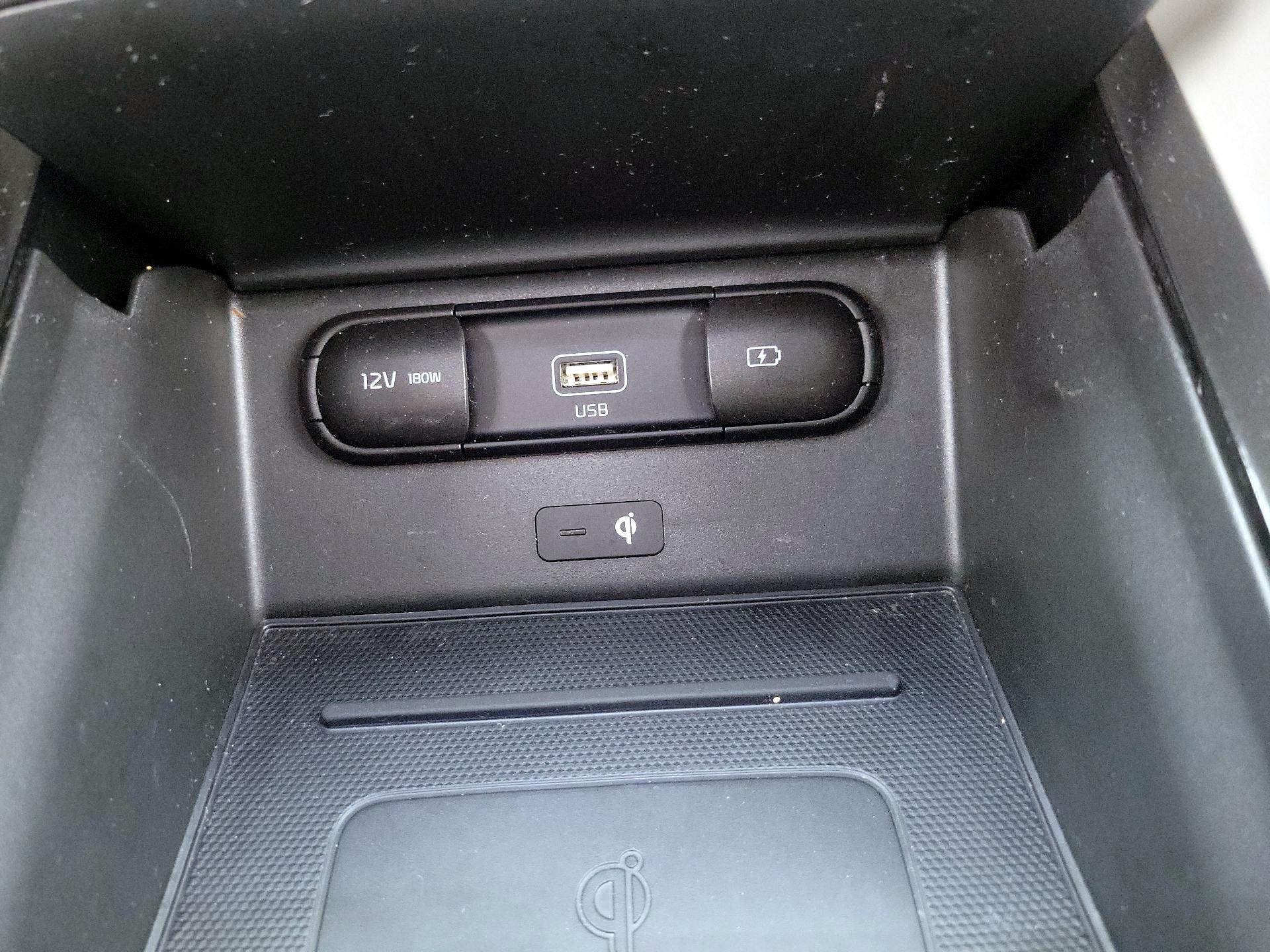 Thumbnail: 2022 Kia Telluride - 19