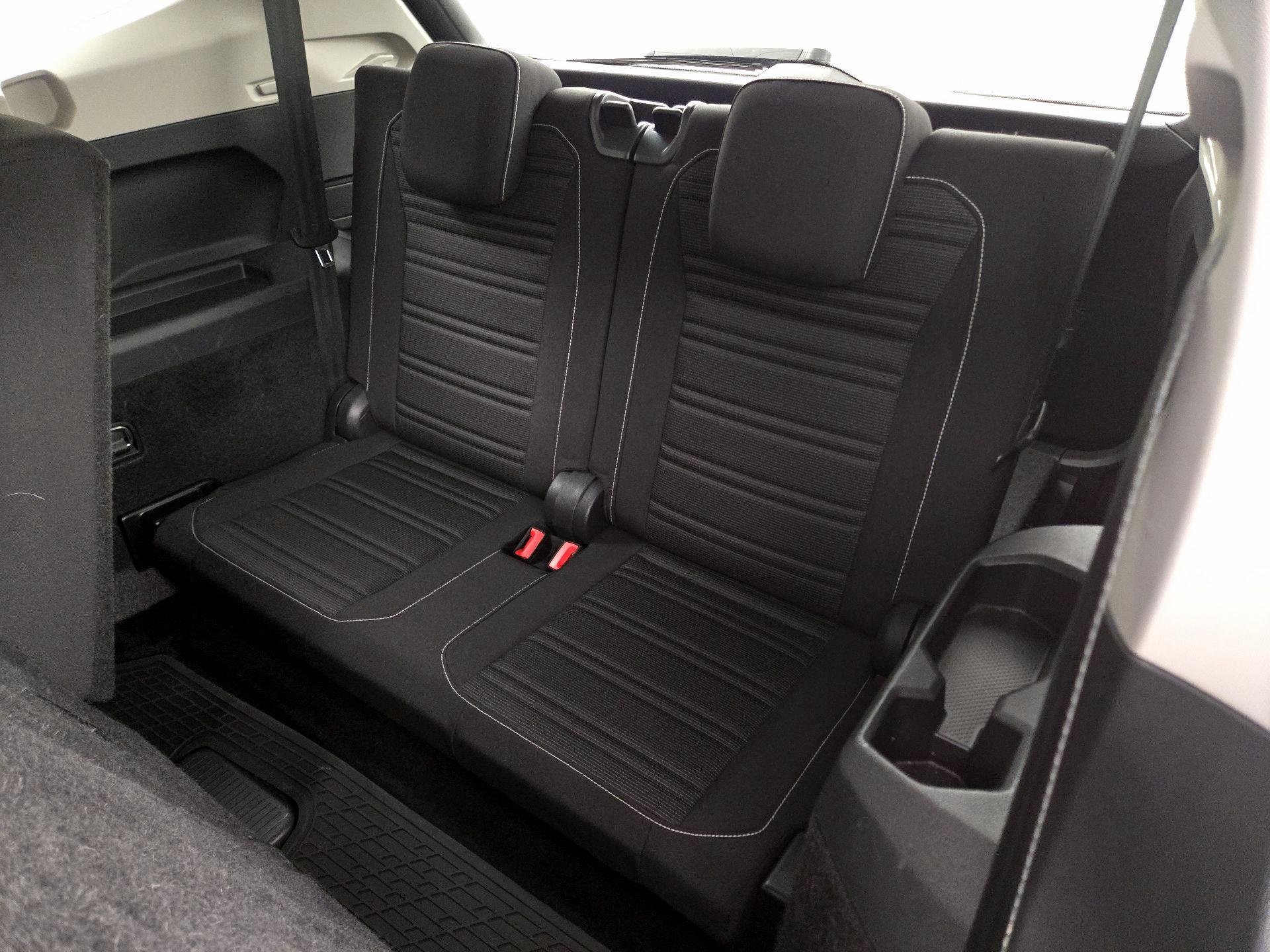 Thumbnail: 2023 Volkswagen Tiguan - 20