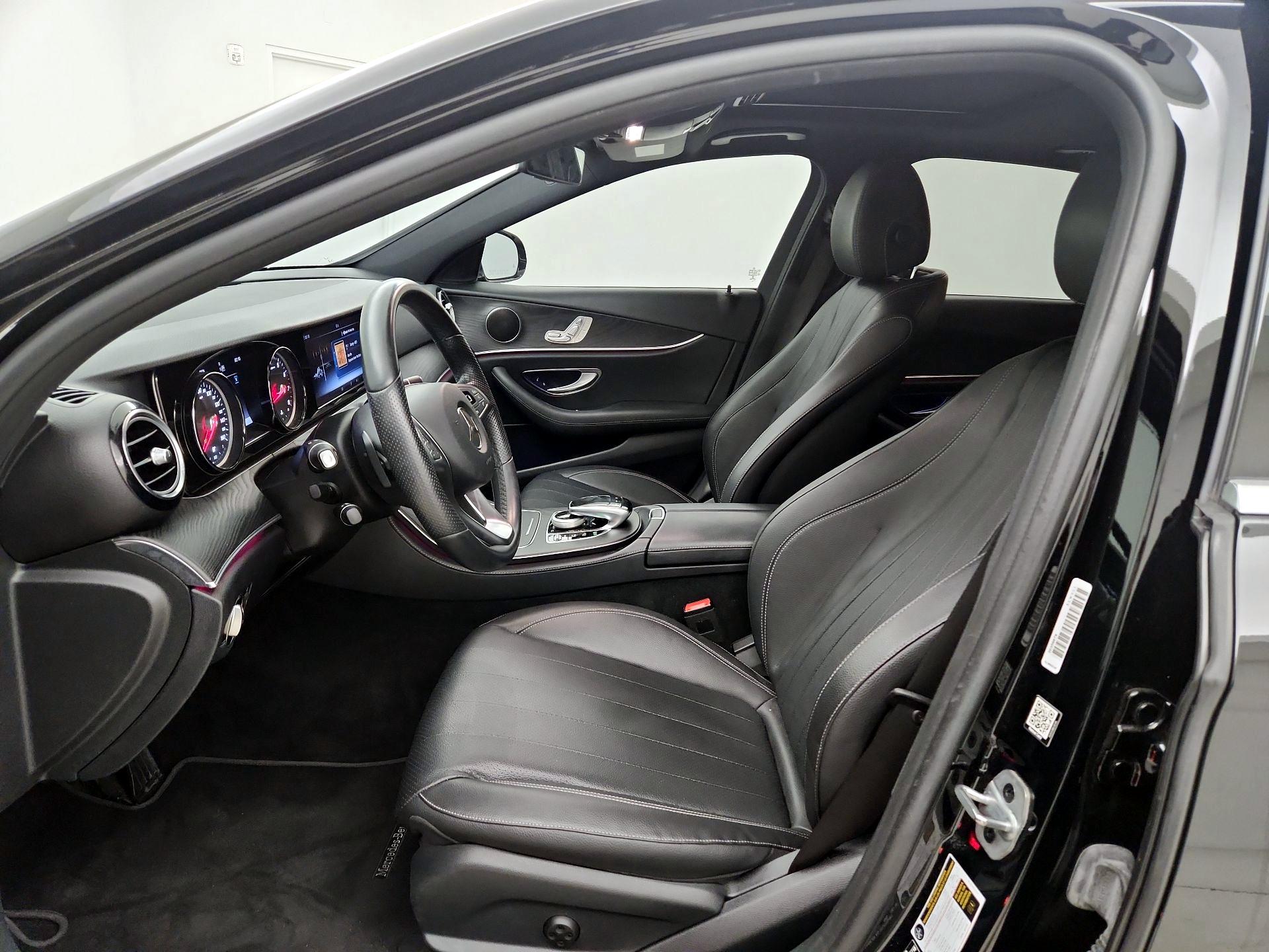 Thumbnail: 2018 Mercedes-Benz E-Class - 11