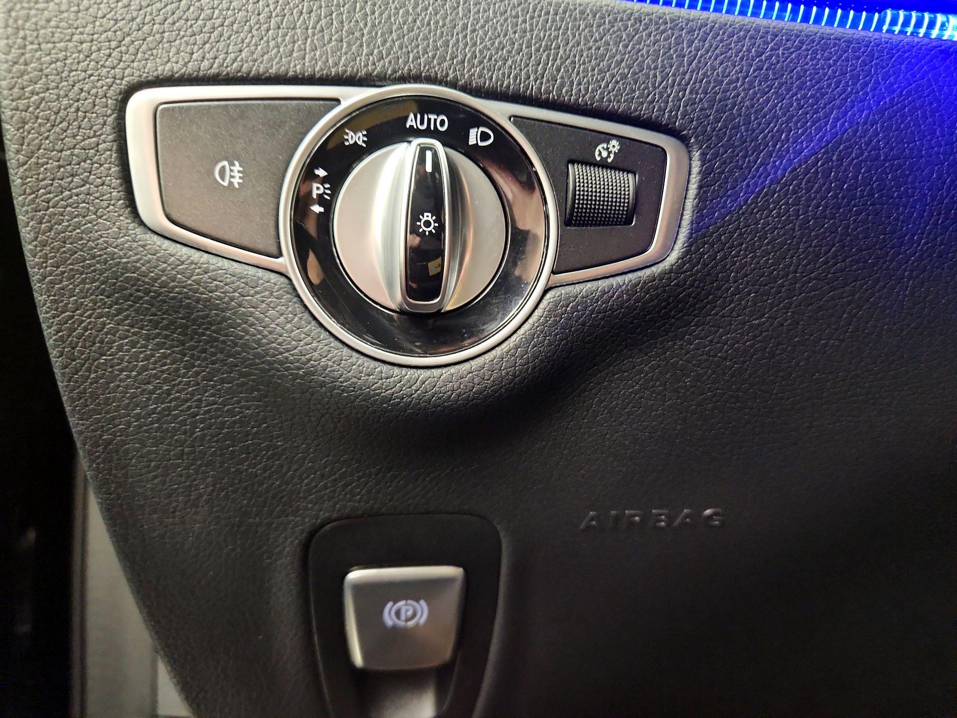 Thumbnail: 2018 Mercedes-Benz E-Class - 13