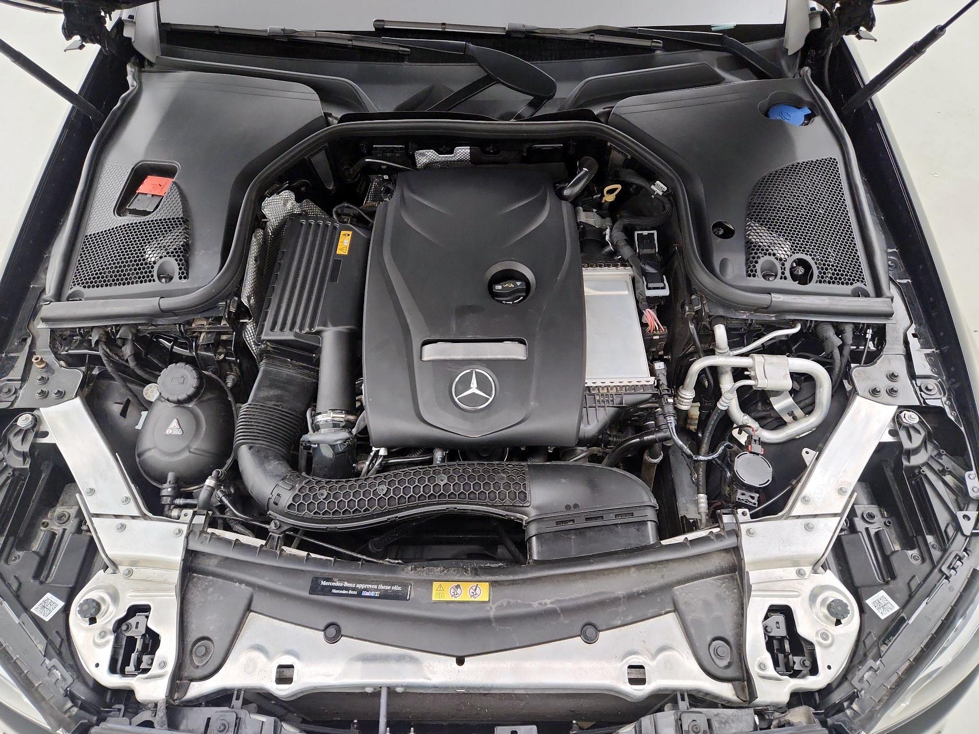 Thumbnail: 2018 Mercedes-Benz E-Class - 20