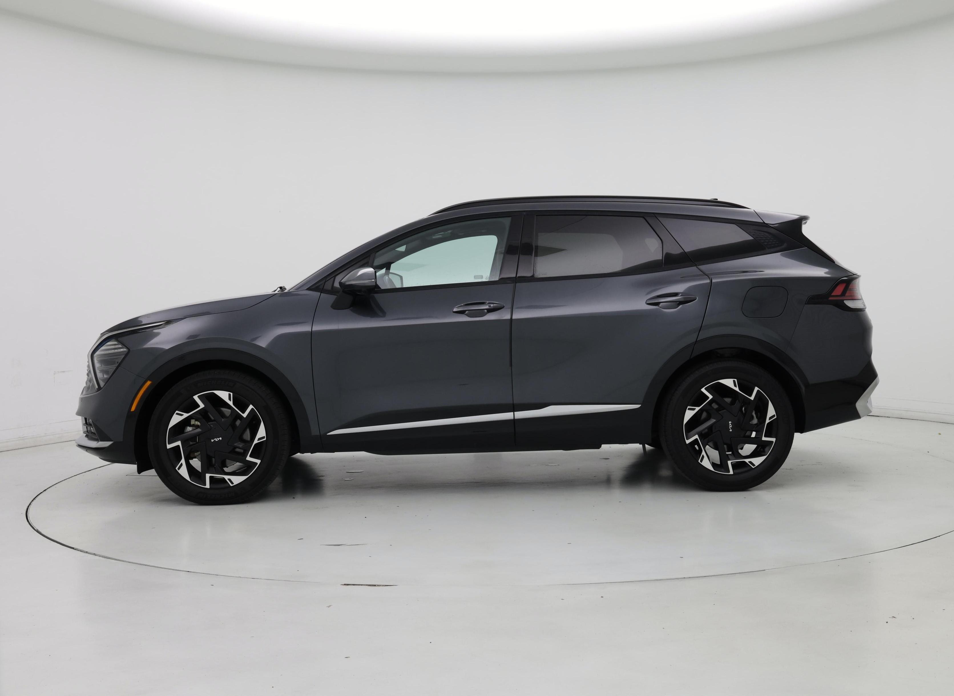 Thumbnail: 2023 Kia Sportage - 3