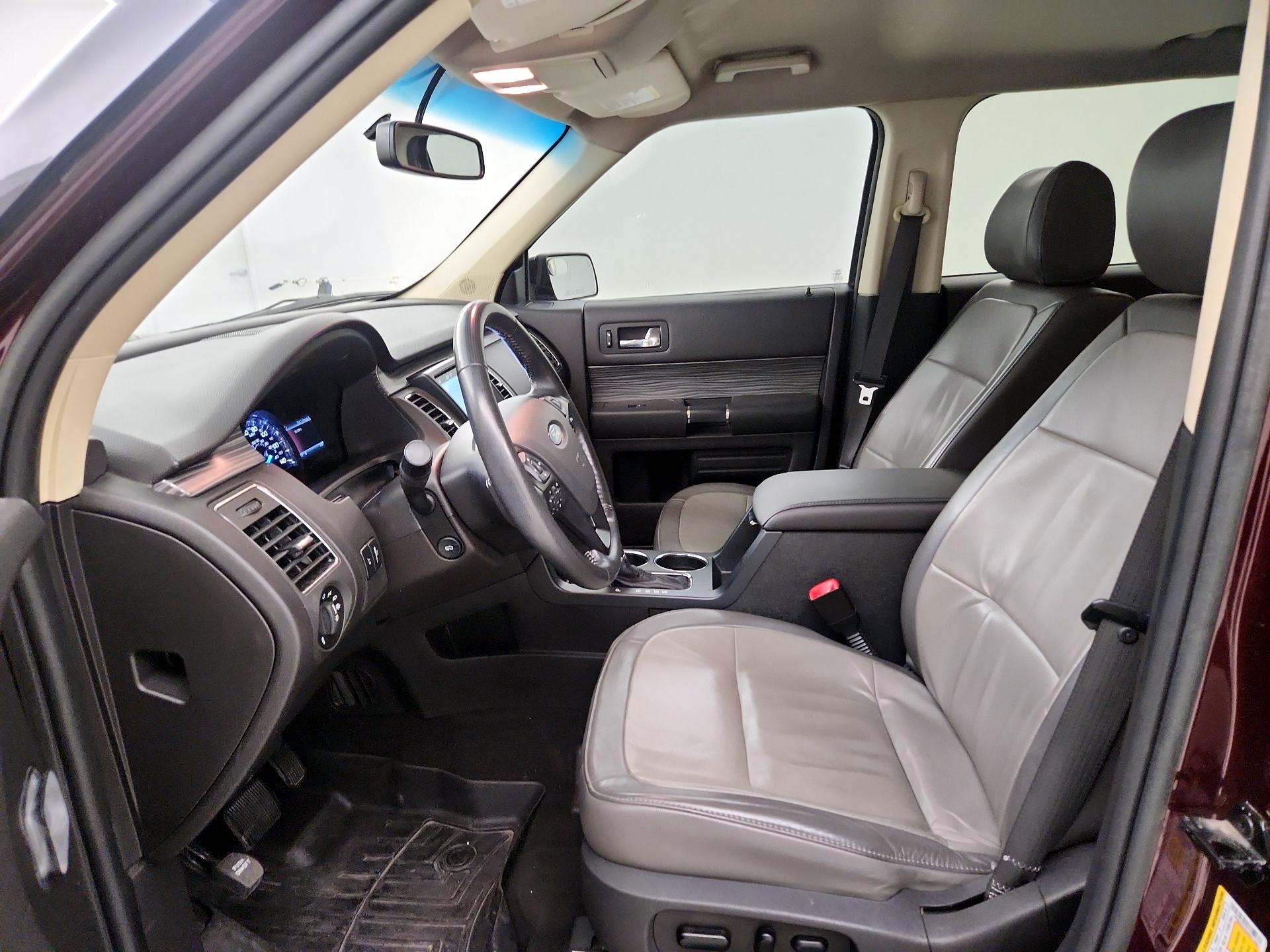 Thumbnail: 2019 Ford Flex - 9