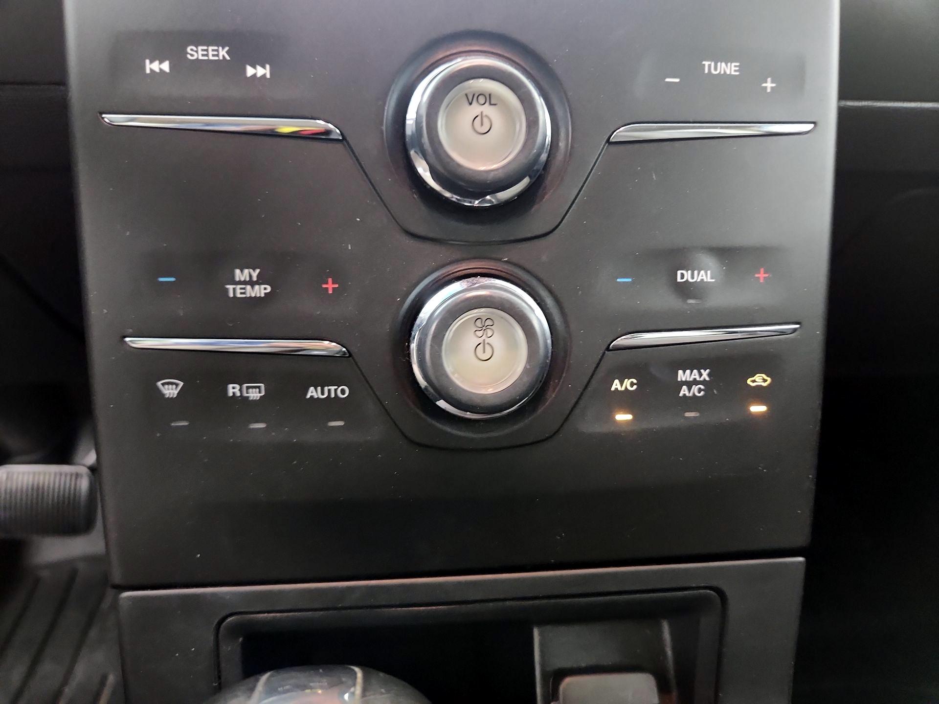 Thumbnail: 2019 Ford Flex - 14