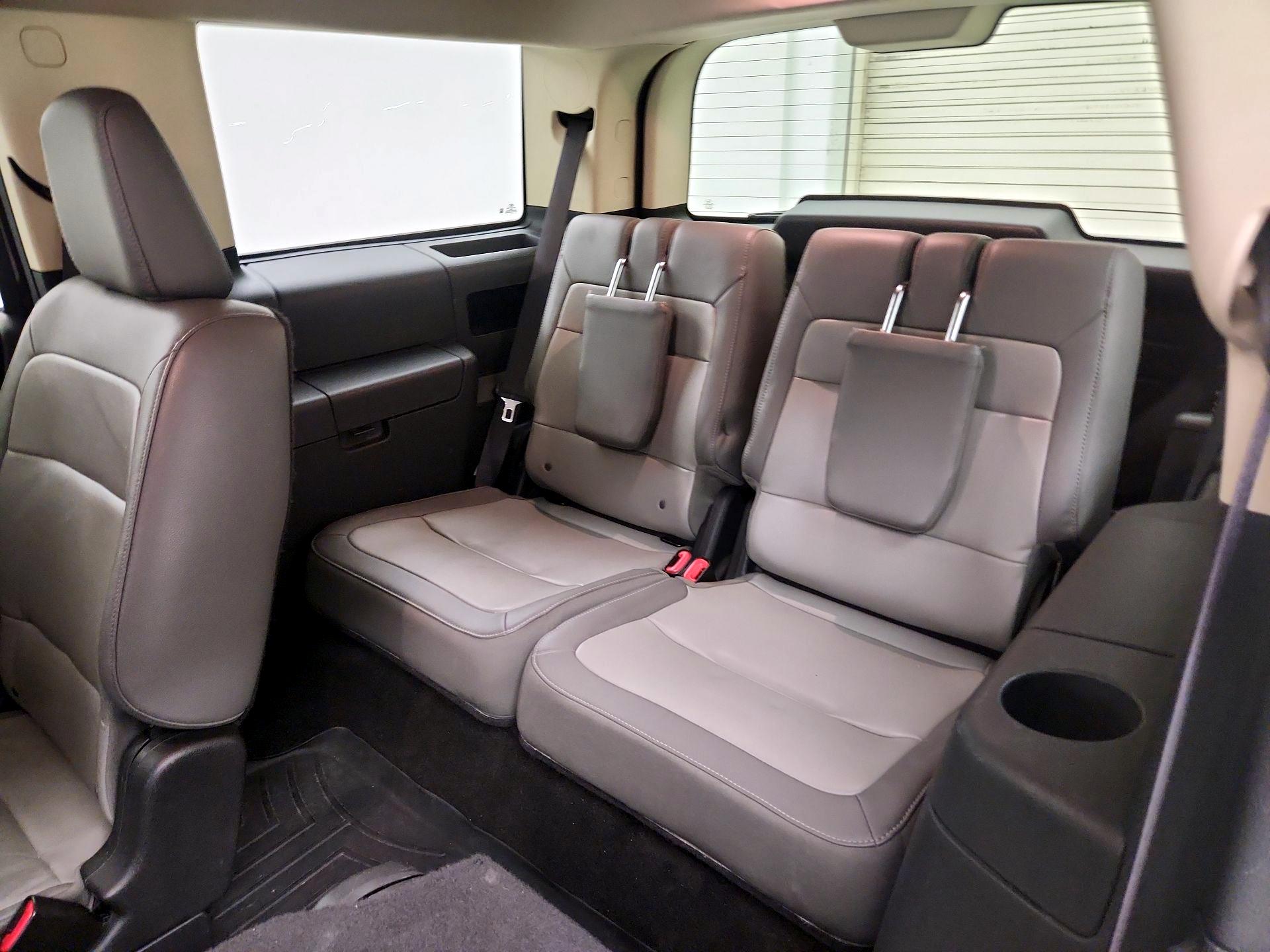 Thumbnail: 2019 Ford Flex - 18