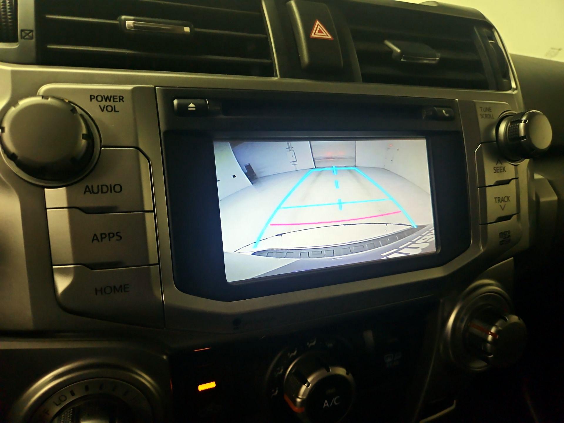 Thumbnail: 2014 Toyota 4Runner - 14