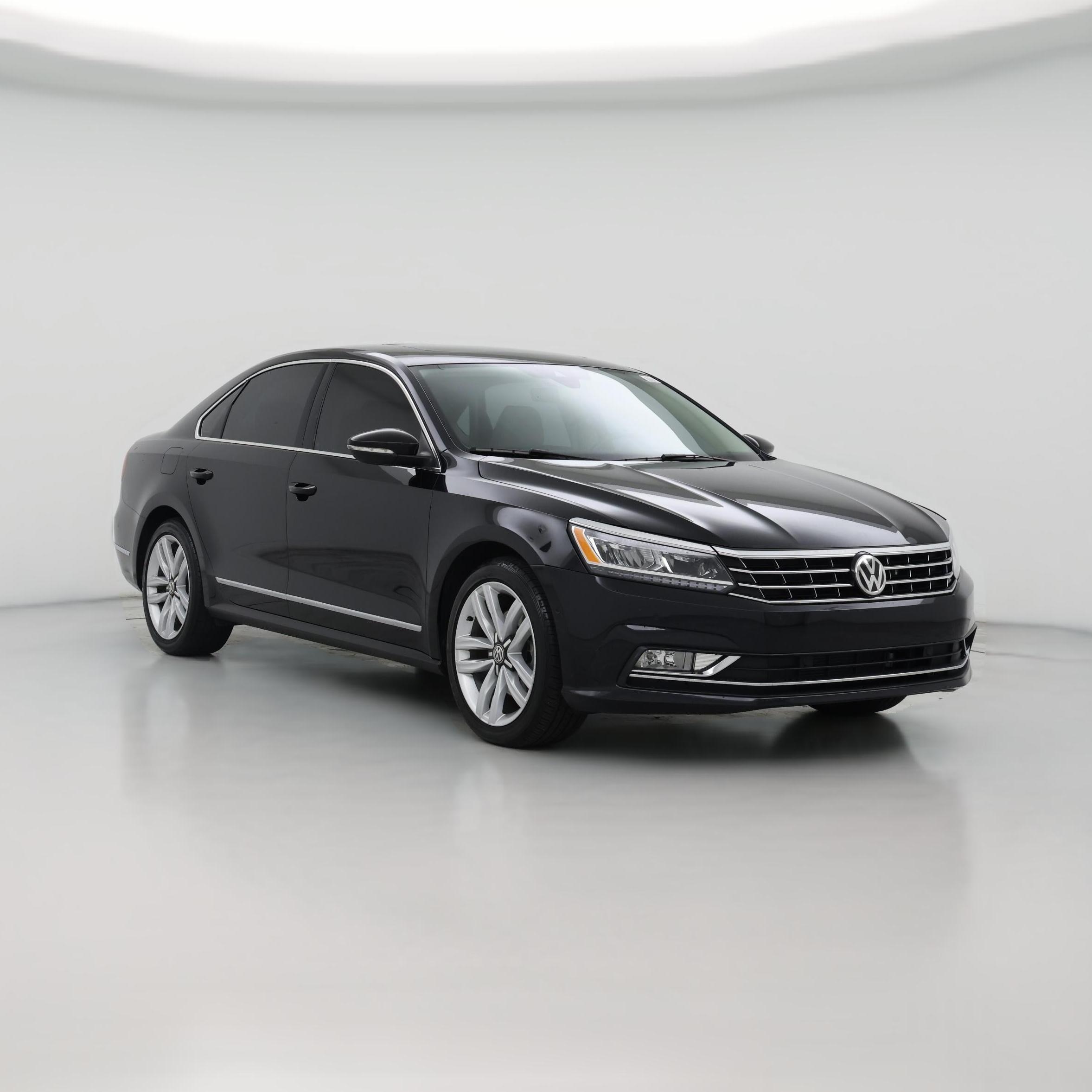 Thumbnail: 2017 Volkswagen Passat - 1