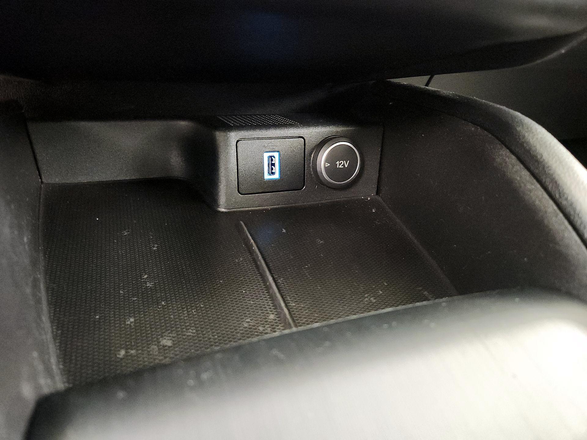 Thumbnail: 2020 Ford Escape - 18