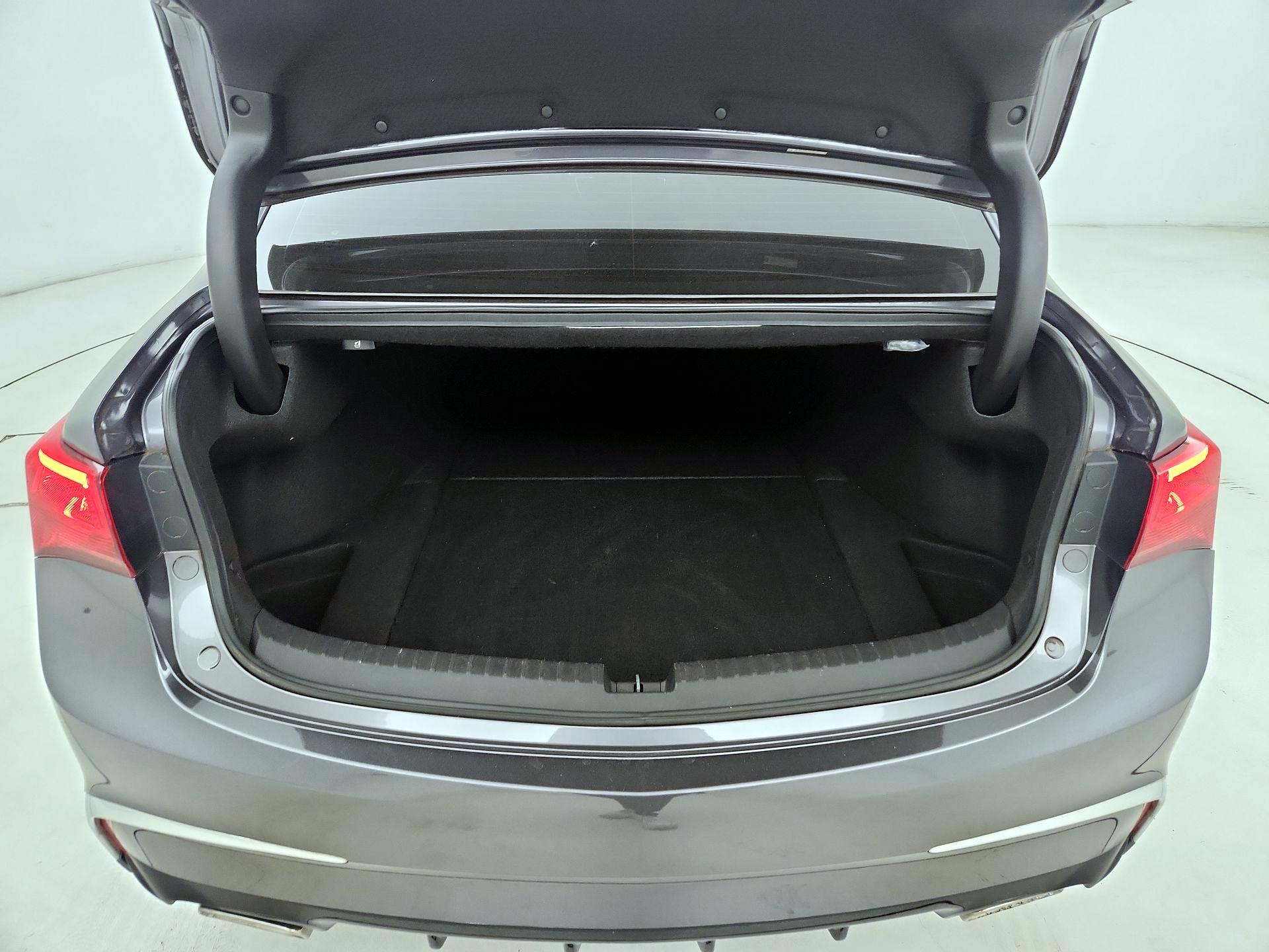 Thumbnail: 2018 Acura TLX - 16