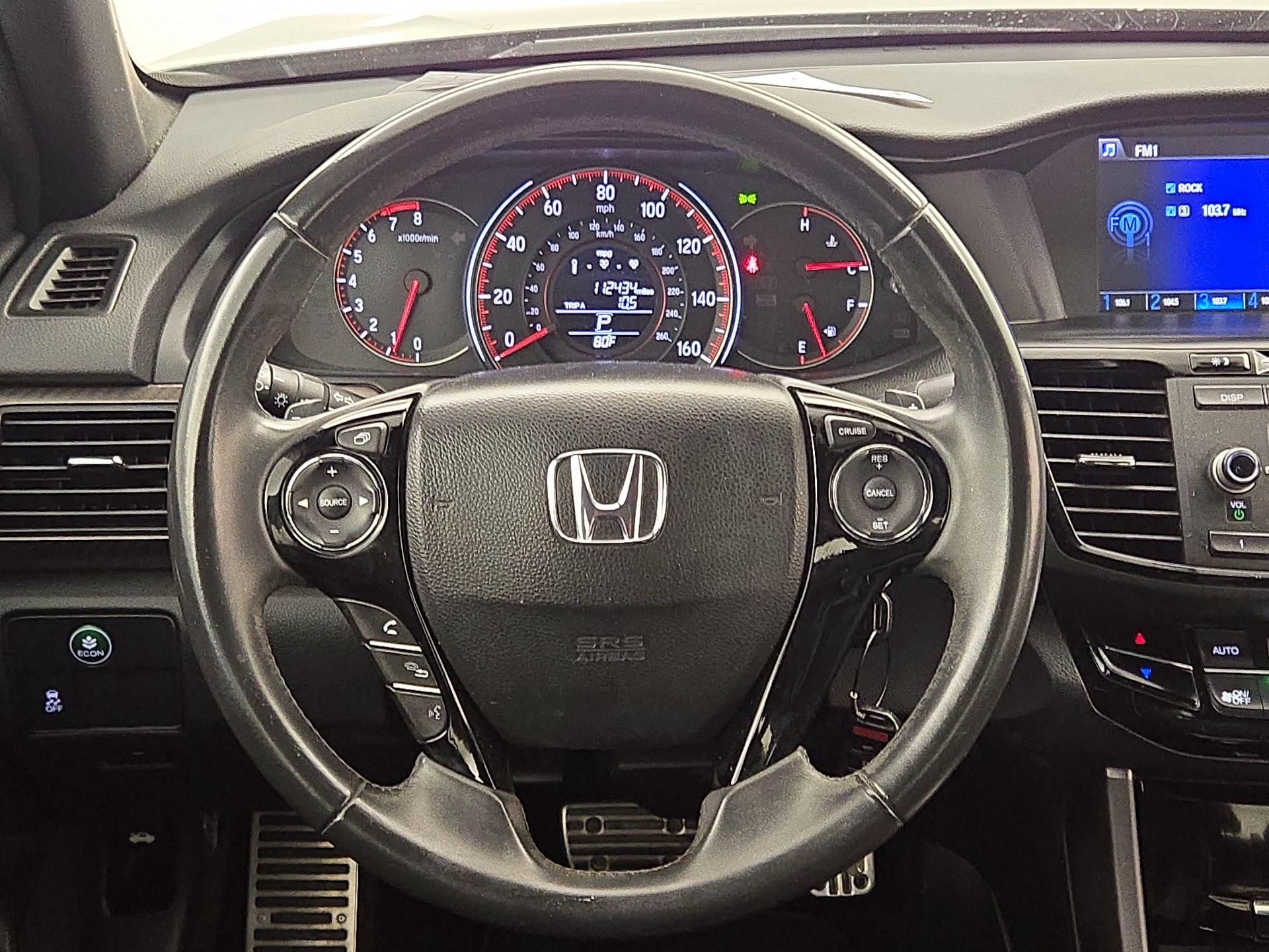 Thumbnail: 2016 Honda Accord - 10