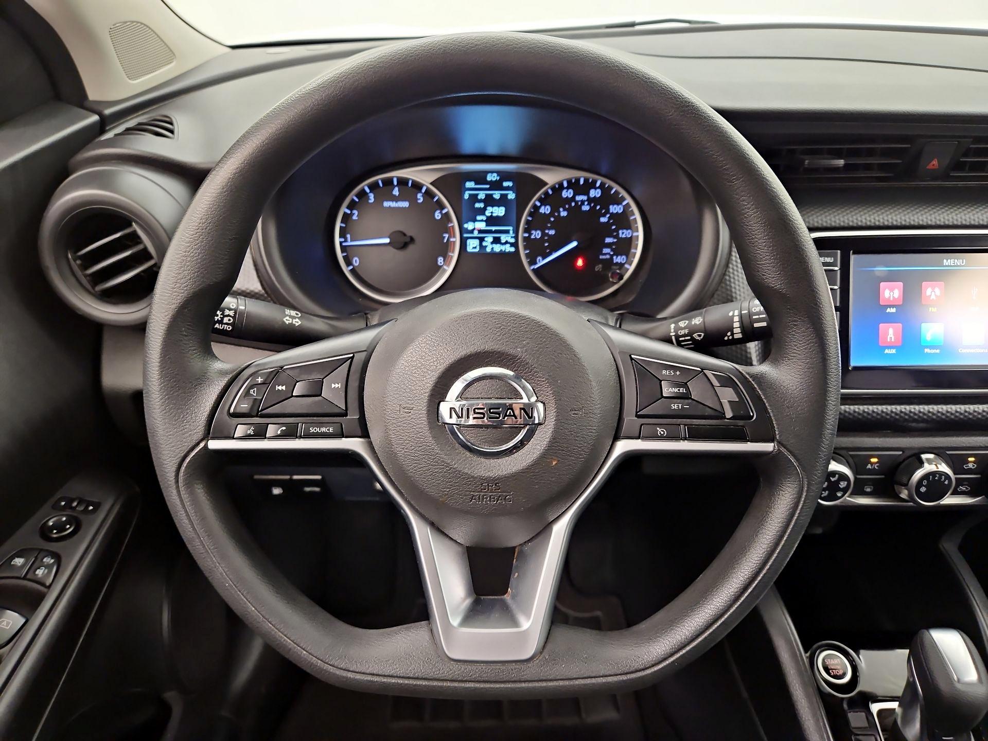 Thumbnail: 2021 Nissan Kicks - 10