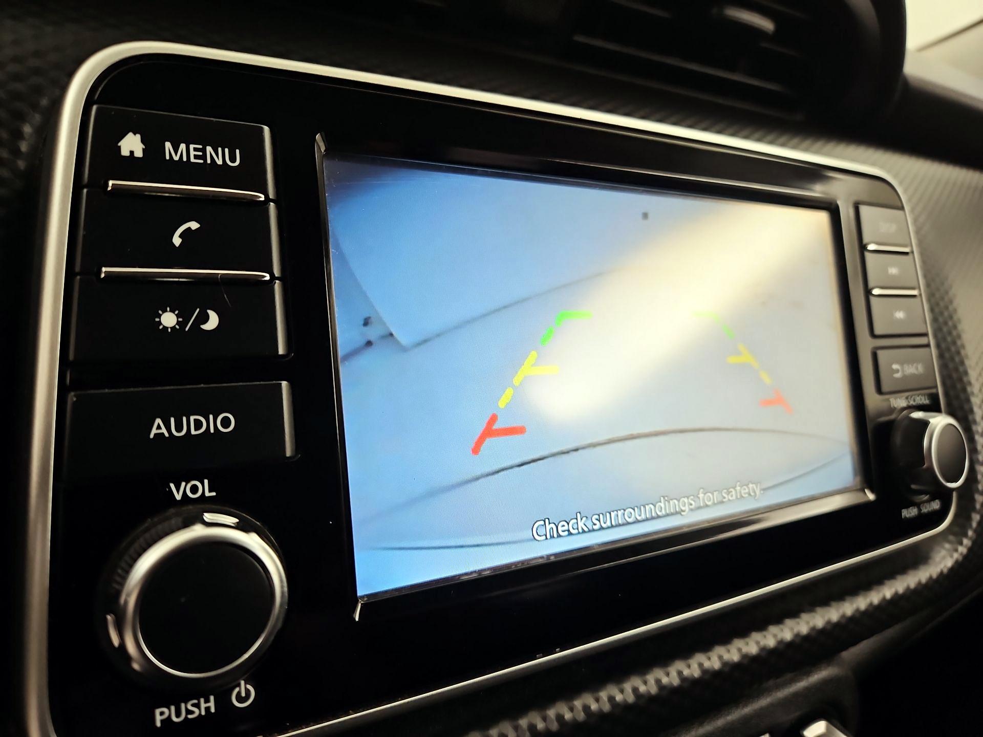 Thumbnail: 2021 Nissan Kicks - 14