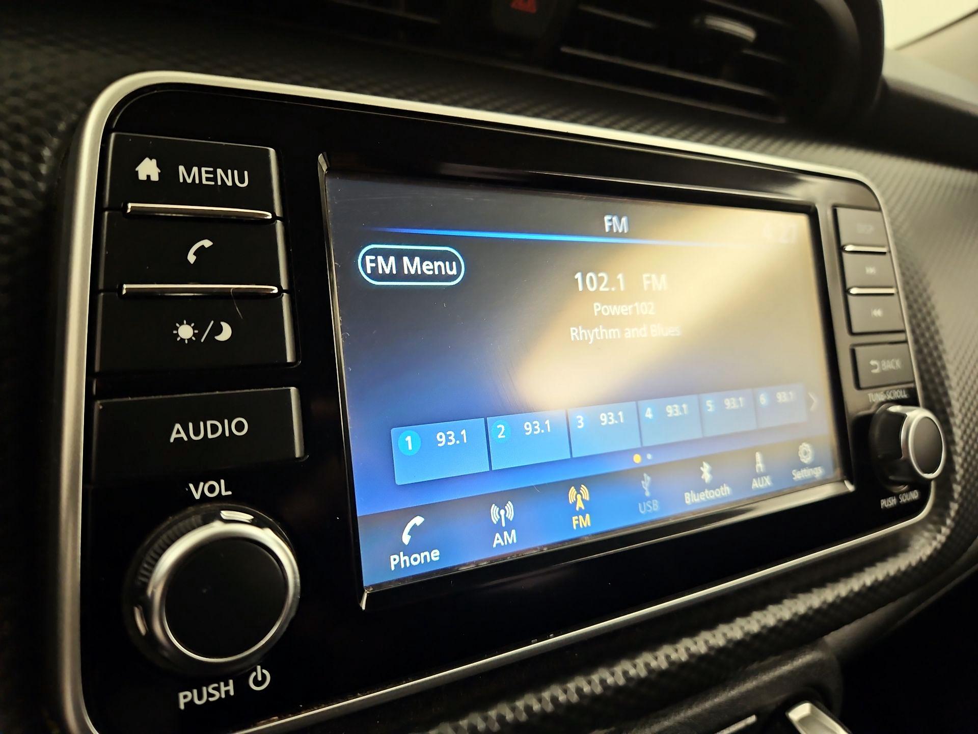 Thumbnail: 2021 Nissan Kicks - 15