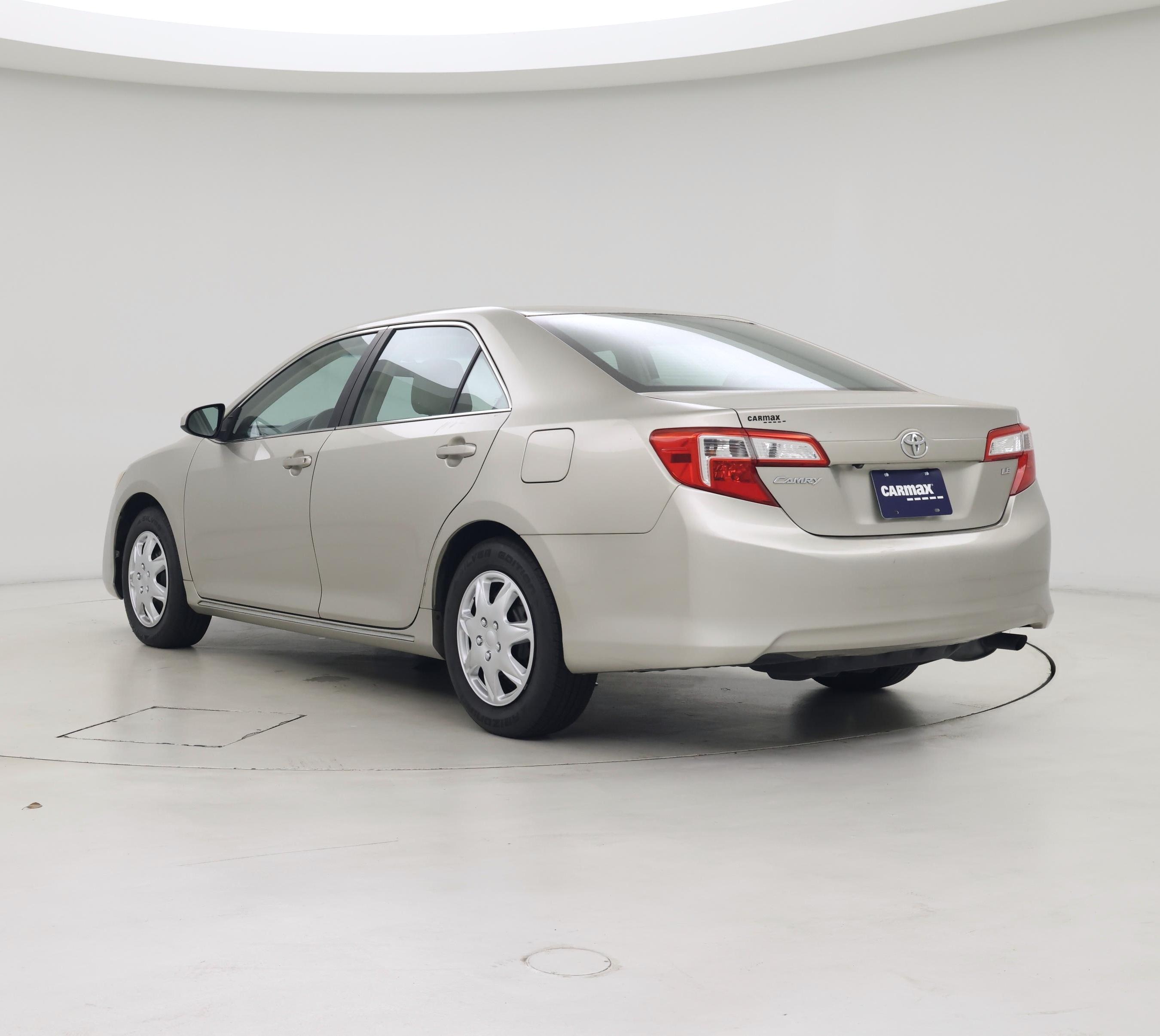 Thumbnail: 2014 Toyota Camry - 2