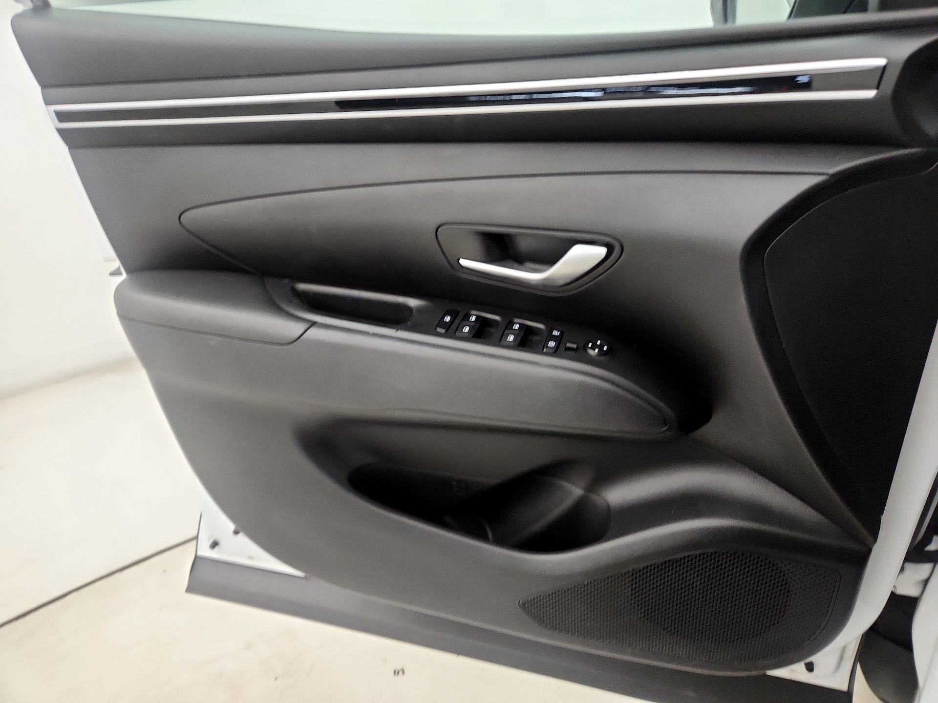 Thumbnail: 2022 Hyundai Santa Cruz - 12