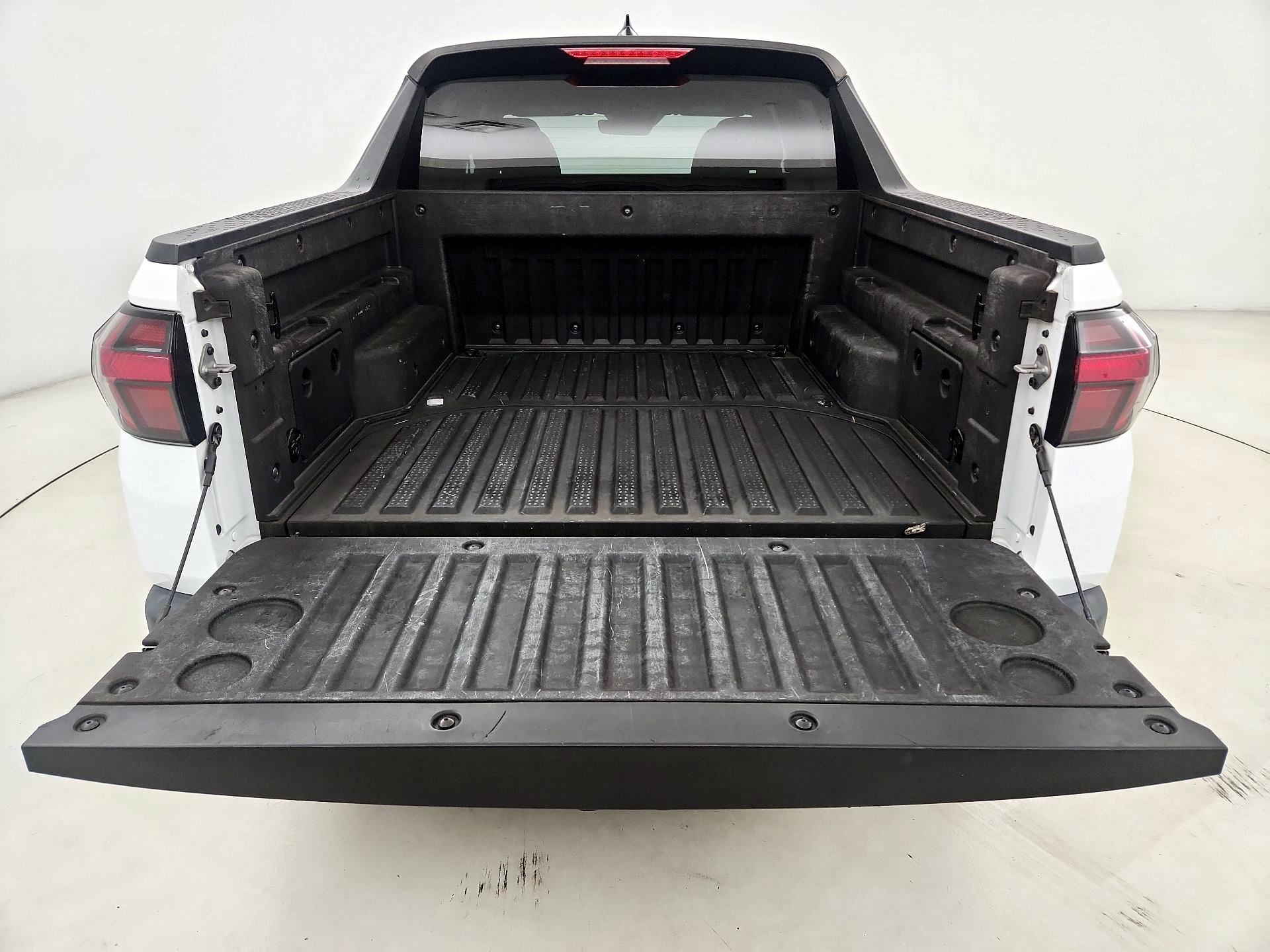 Thumbnail: 2022 Hyundai Santa Cruz - 16