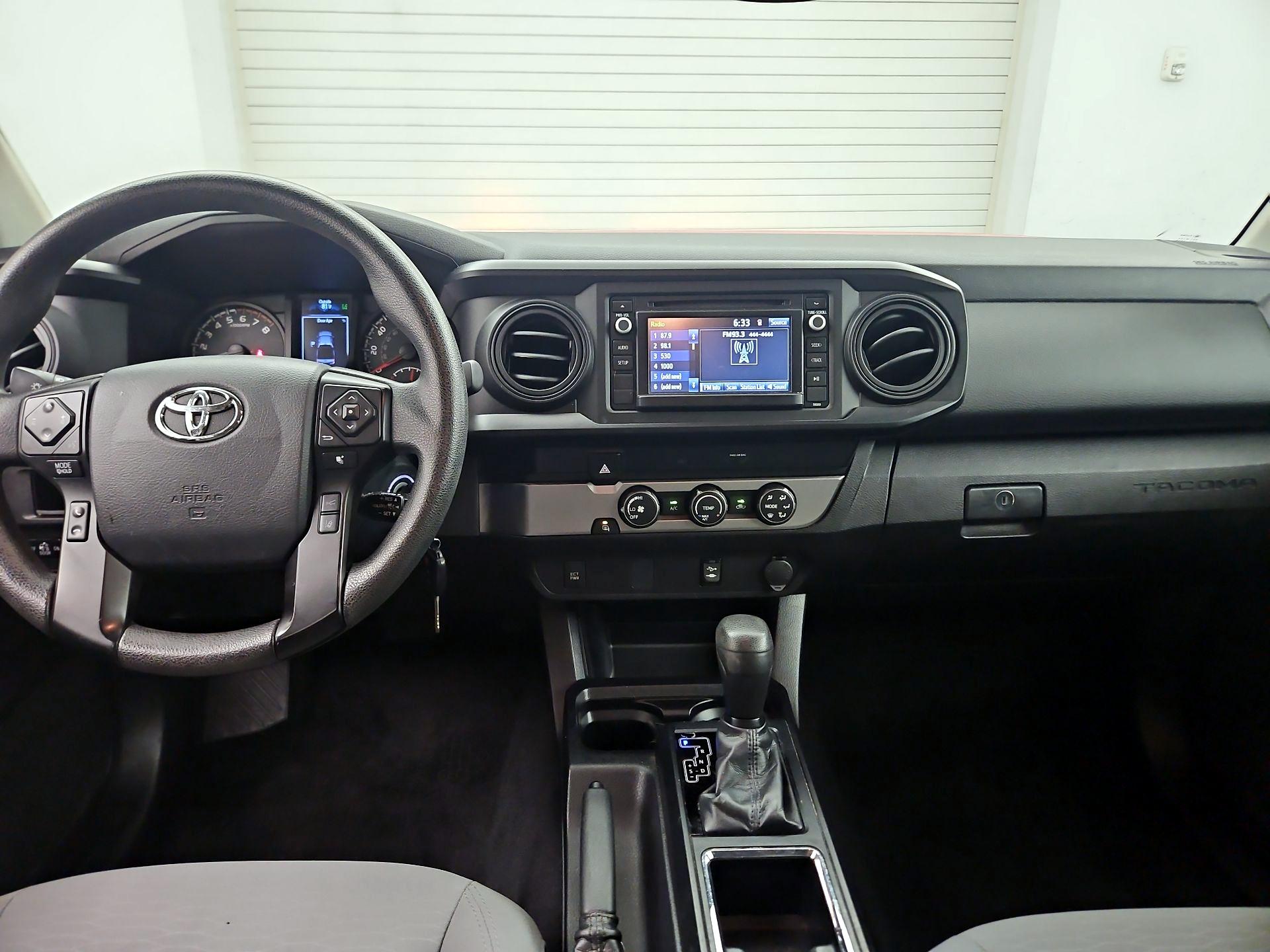 Thumbnail: 2019 Toyota Tacoma - 9