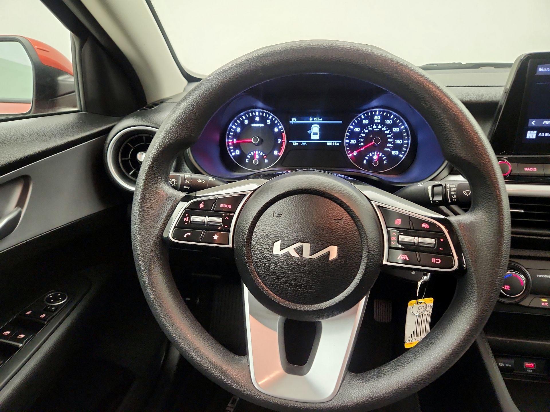 Thumbnail: 2023 Kia Forte - 10