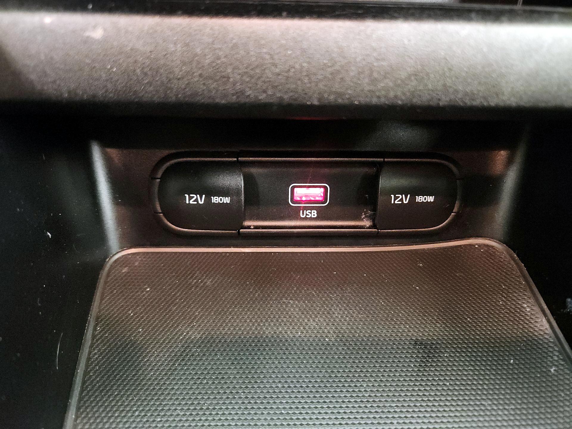 Thumbnail: 2023 Kia Forte - 18