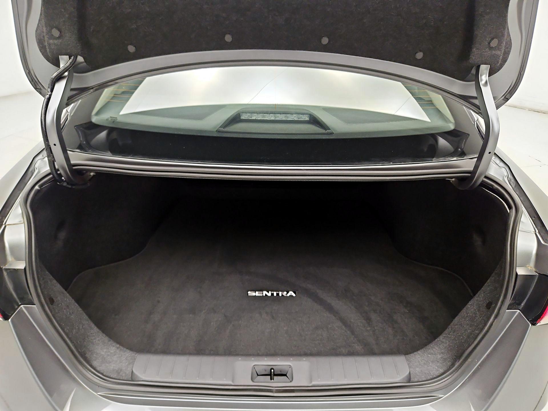 Thumbnail: 2025 Nissan Sentra - 18