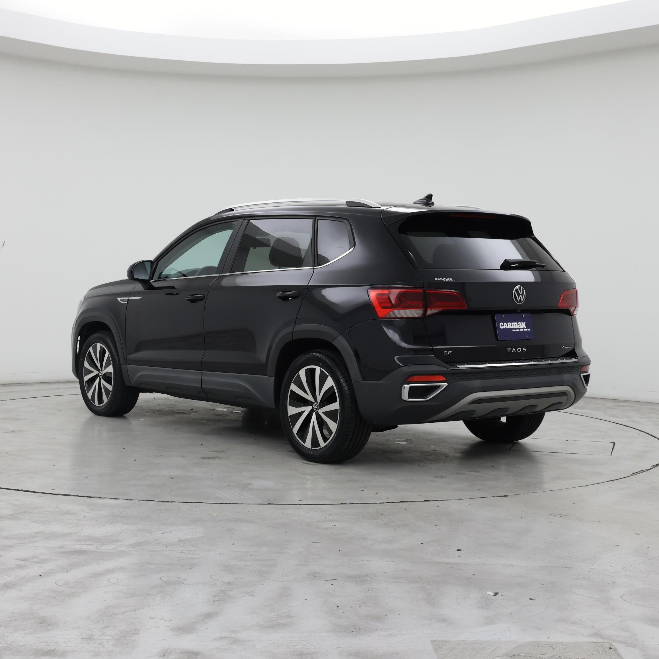 Thumbnail: 2022 Volkswagen Taos - 2