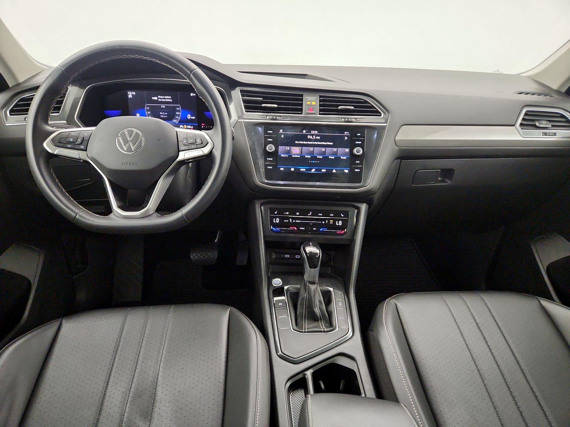 Thumbnail: 2022 Volkswagen Tiguan - 9