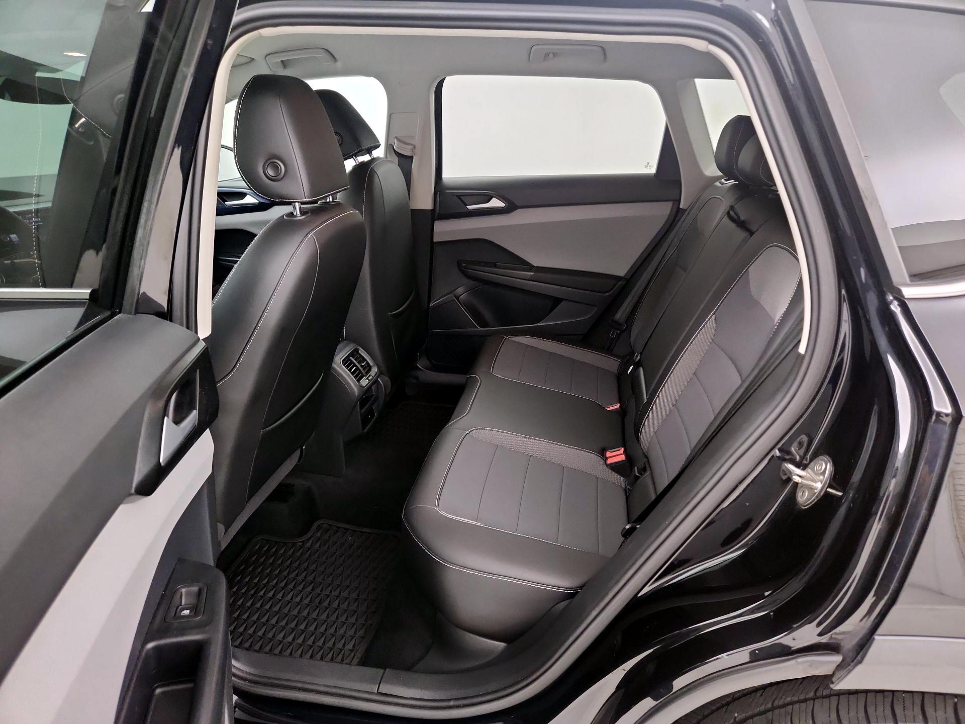 Thumbnail: 2023 Volkswagen Taos - 19