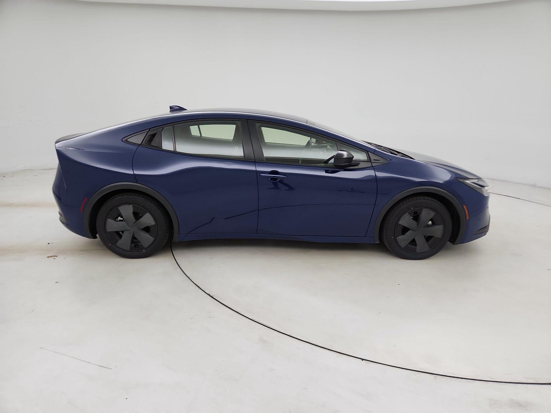 Thumbnail: 2024 Toyota Prius - 4