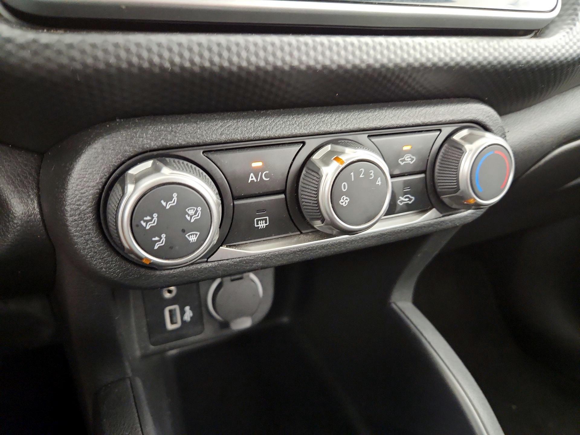 Thumbnail: 2024 Nissan Kicks - 16